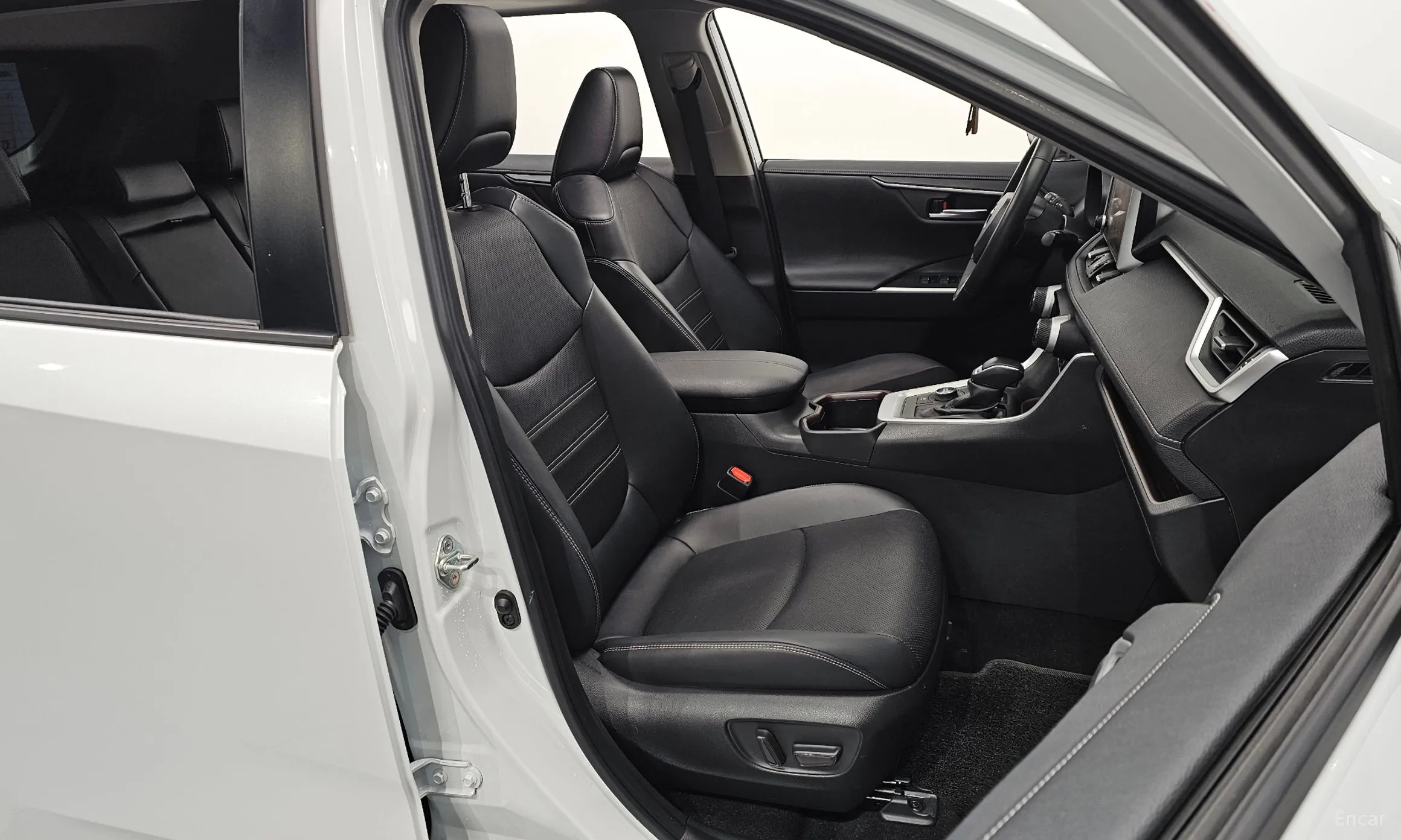 Toyota RAV4 5th Generation превью 10