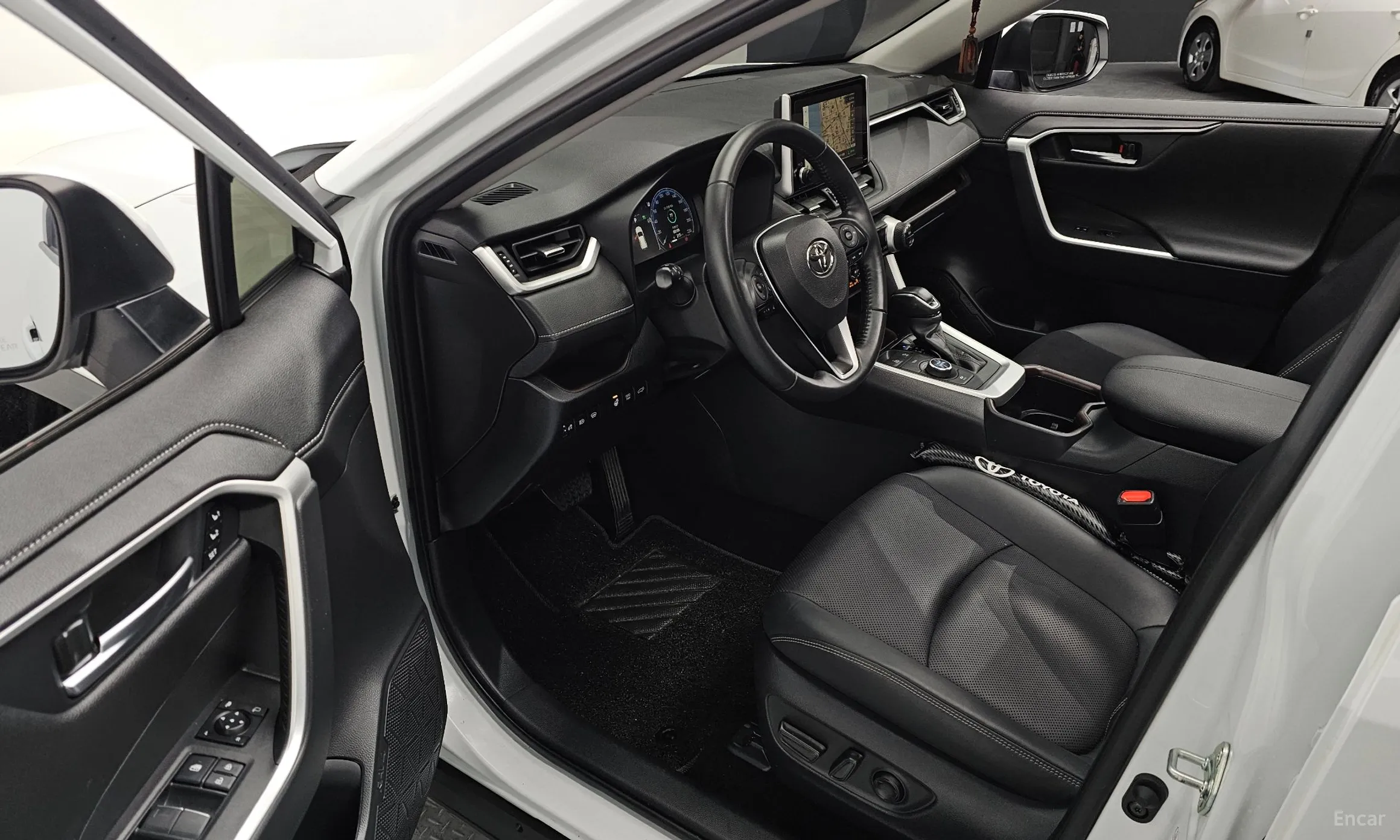 Toyota RAV4 5th Generation превью 11