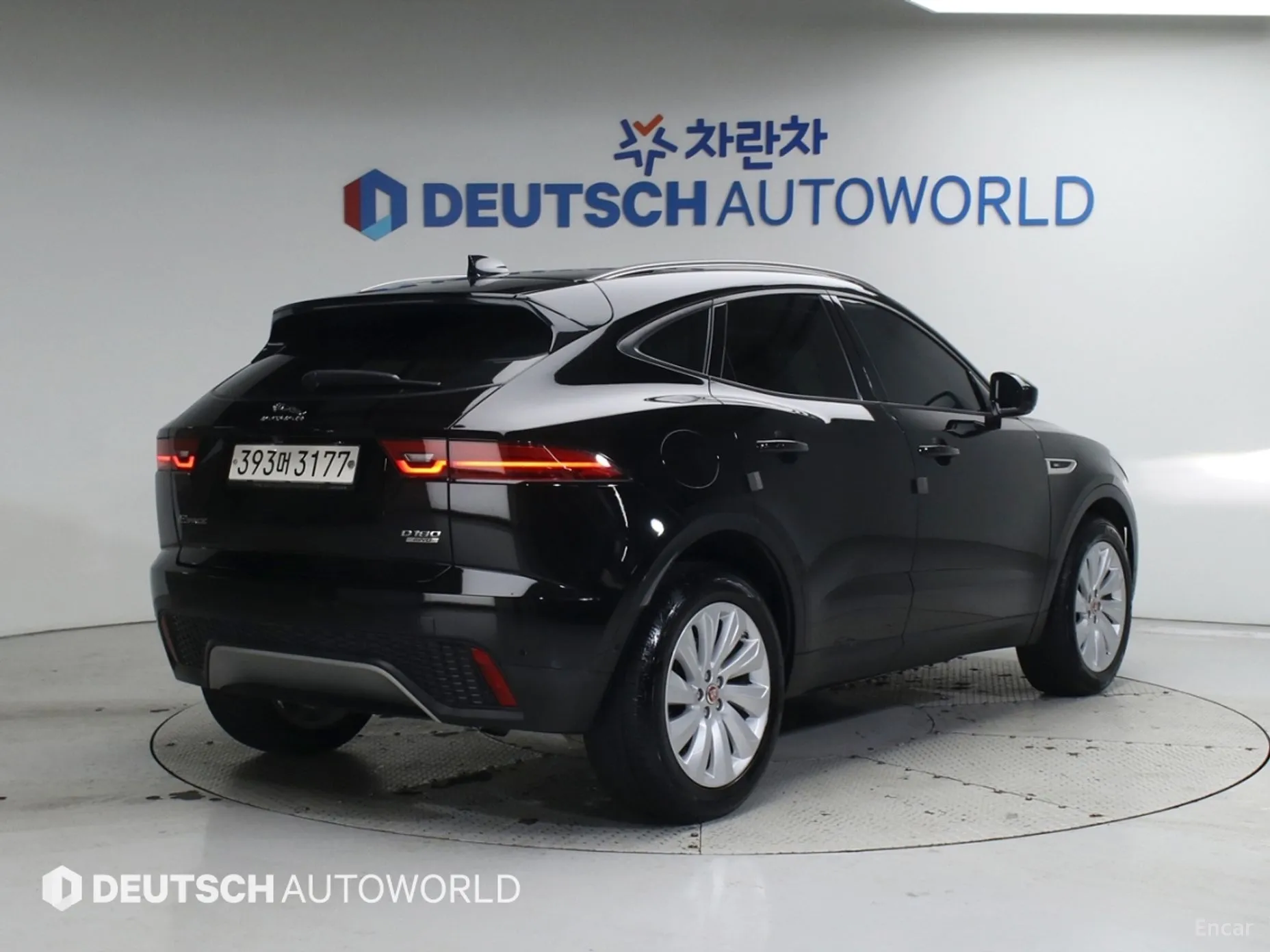 Jaguar E-PACE превью 2