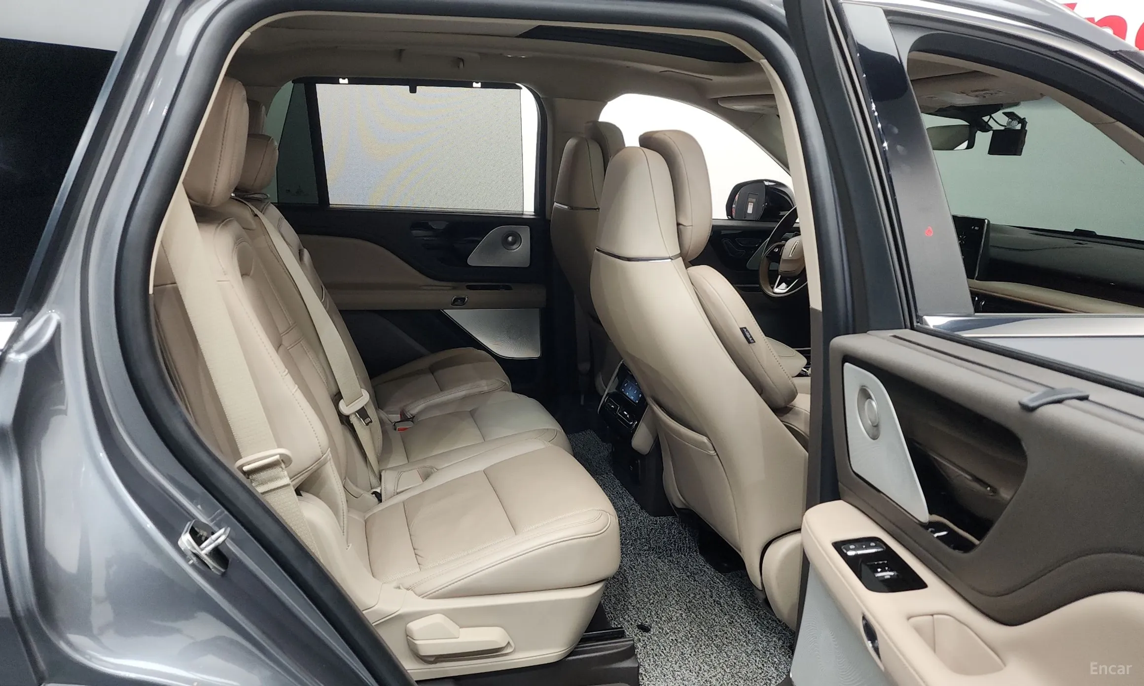 Lincoln Aviator 2nd Generation превью 12