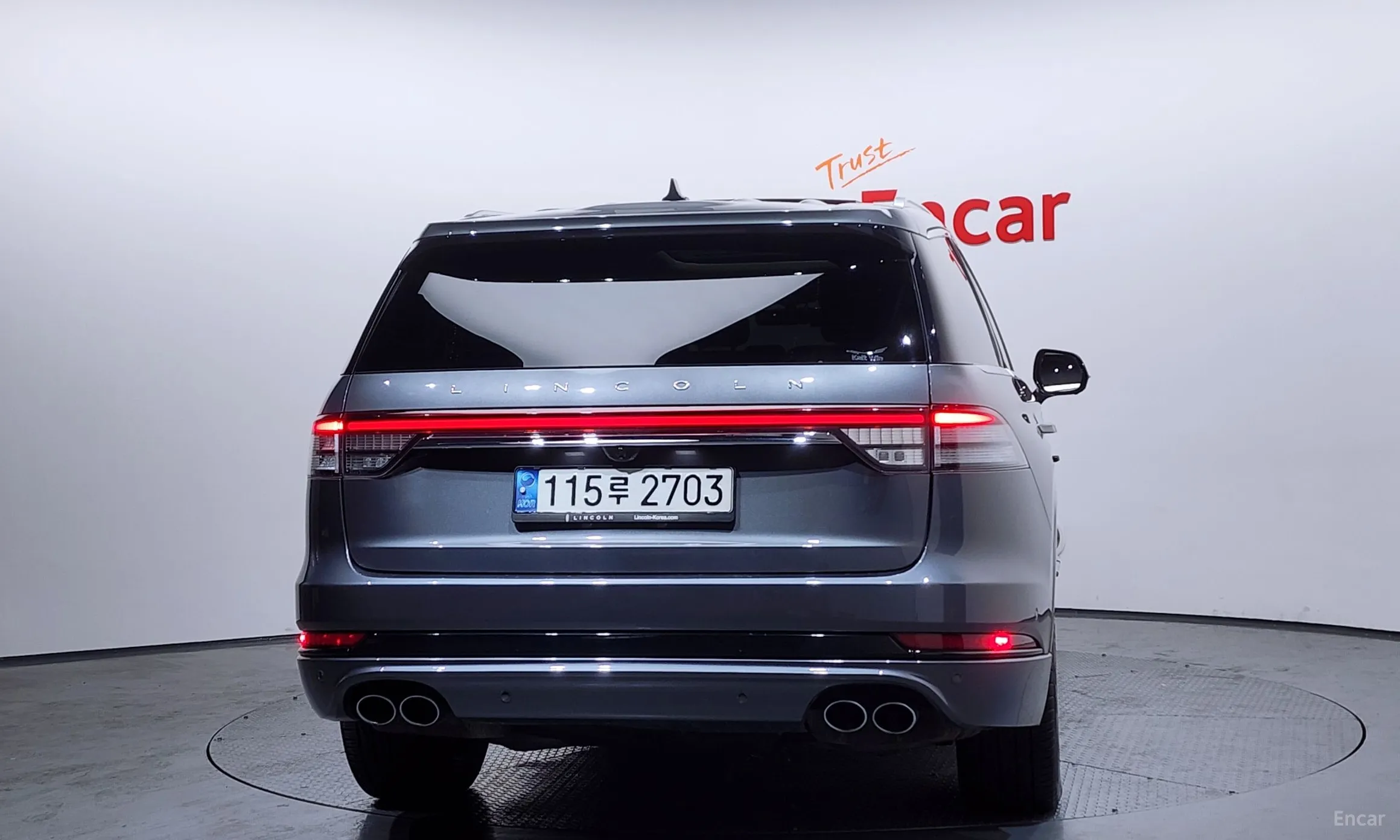 Lincoln Aviator 2nd Generation превью 4