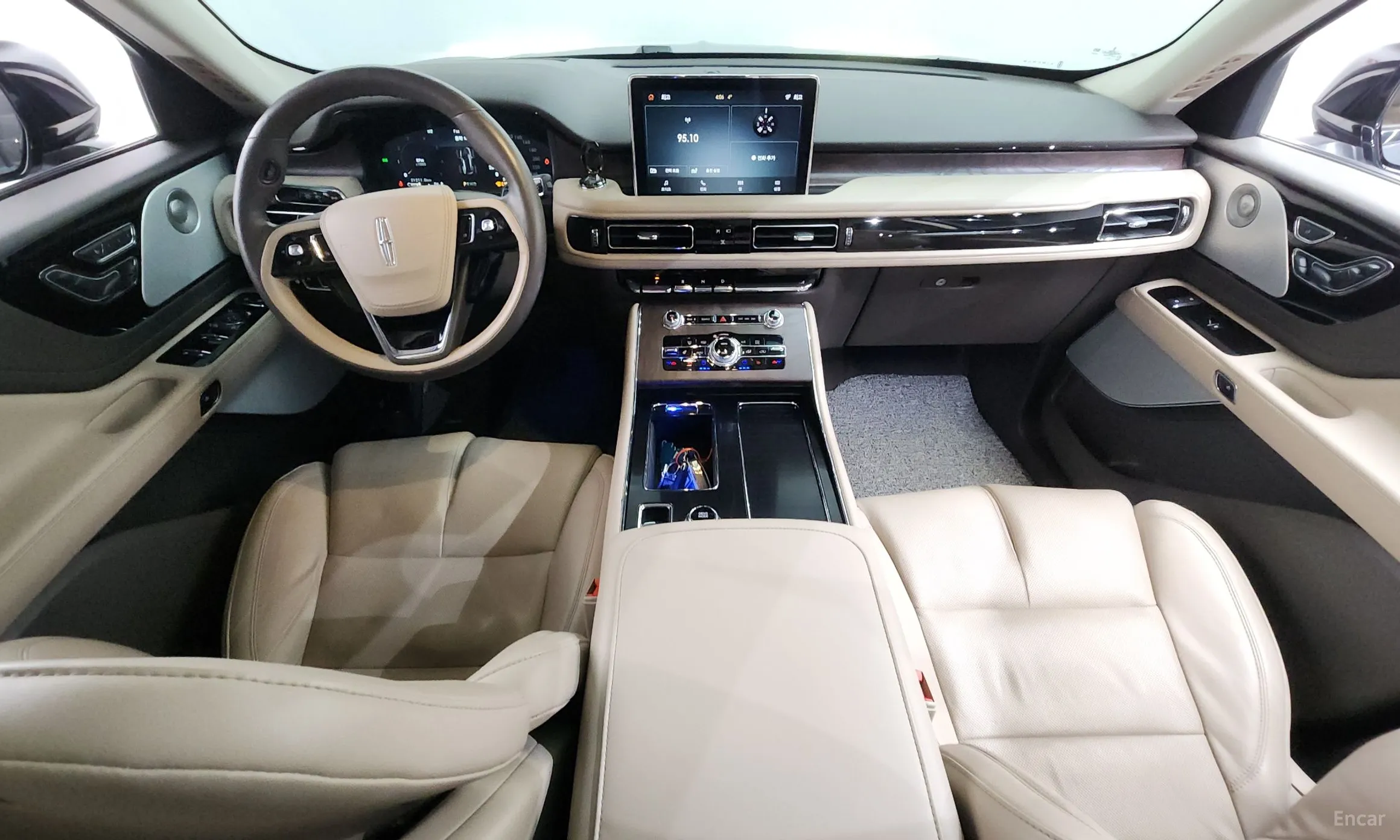 Lincoln Aviator 2nd Generation превью 7