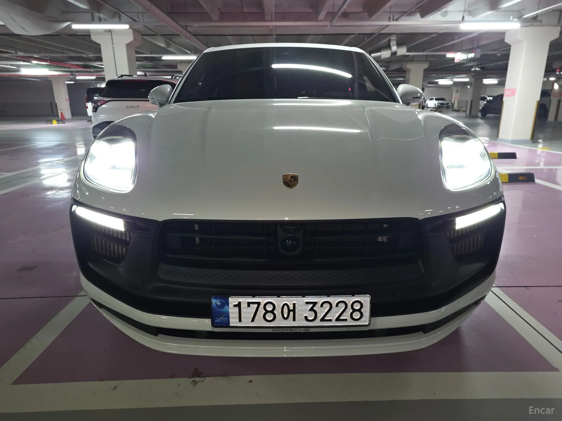 Porsche Macan превью 2