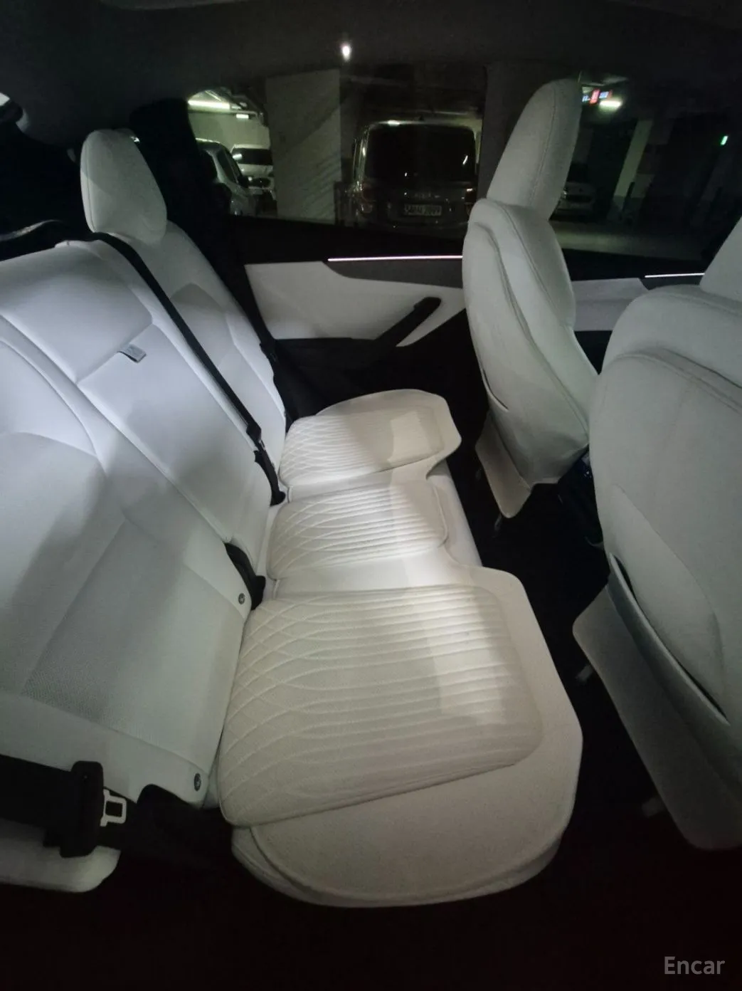 Tesla Model Y превью 10