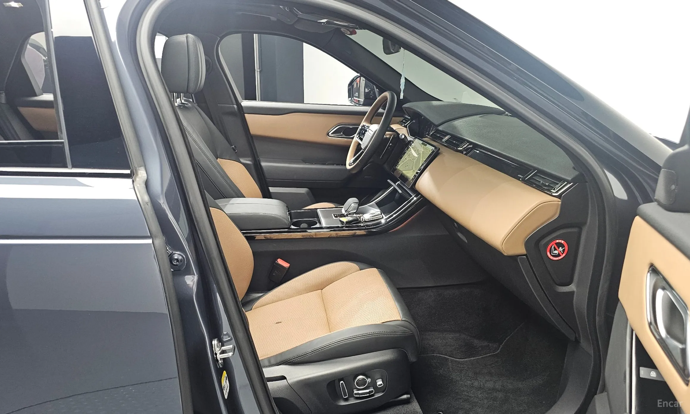 Land Rover Range Rover Bella превью 11