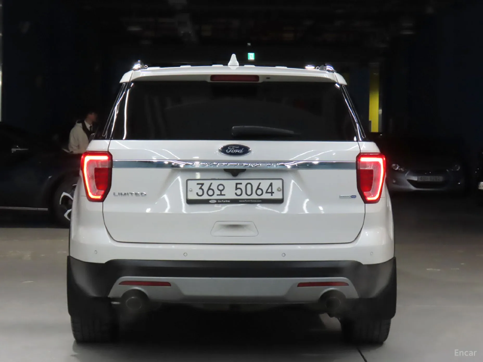 Ford Explorer превью 4