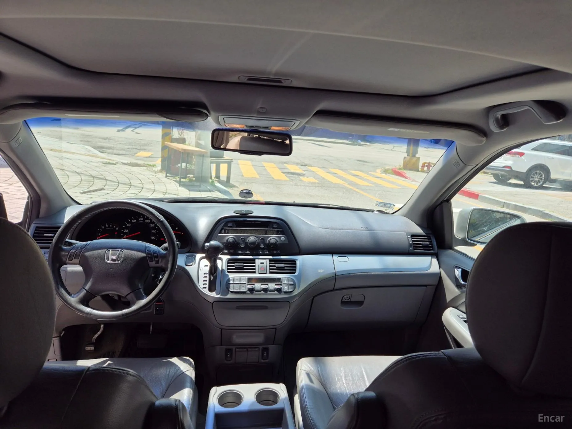 Honda Odyssey превью 11