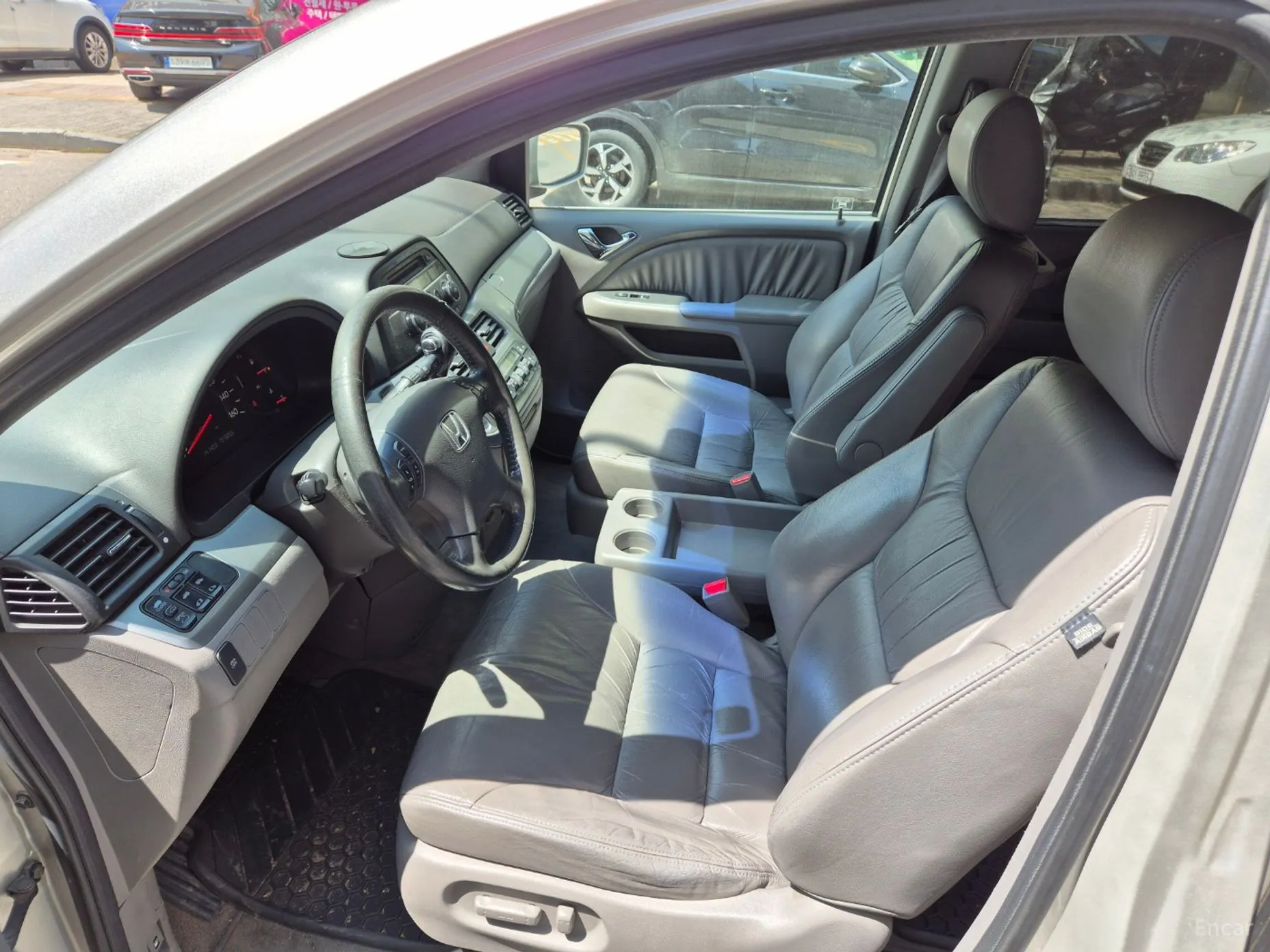Honda Odyssey превью 8