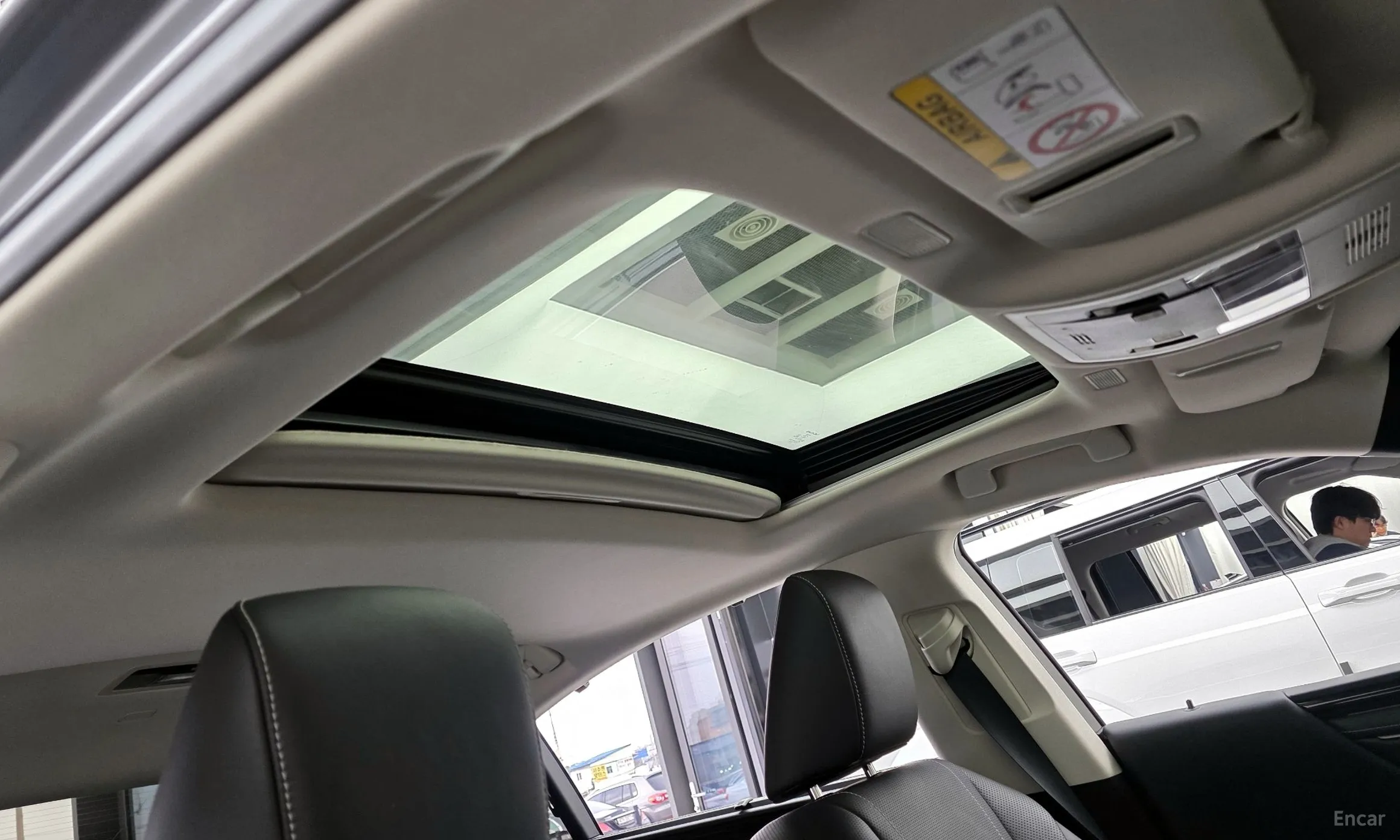 Lexus ES300h 7th Generation превью 17
