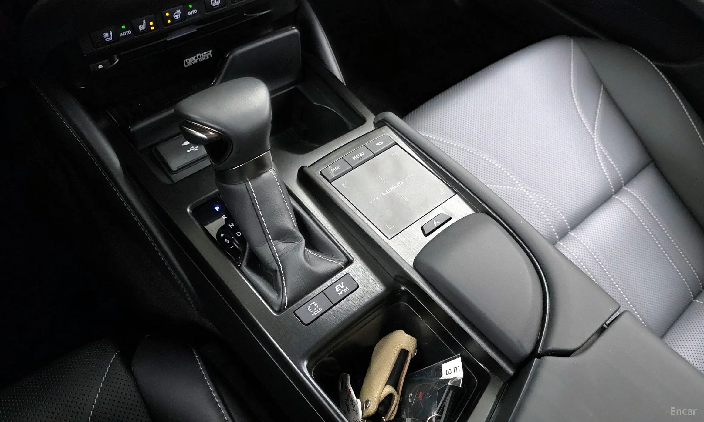 Lexus ES300h 7th Generation превью 9