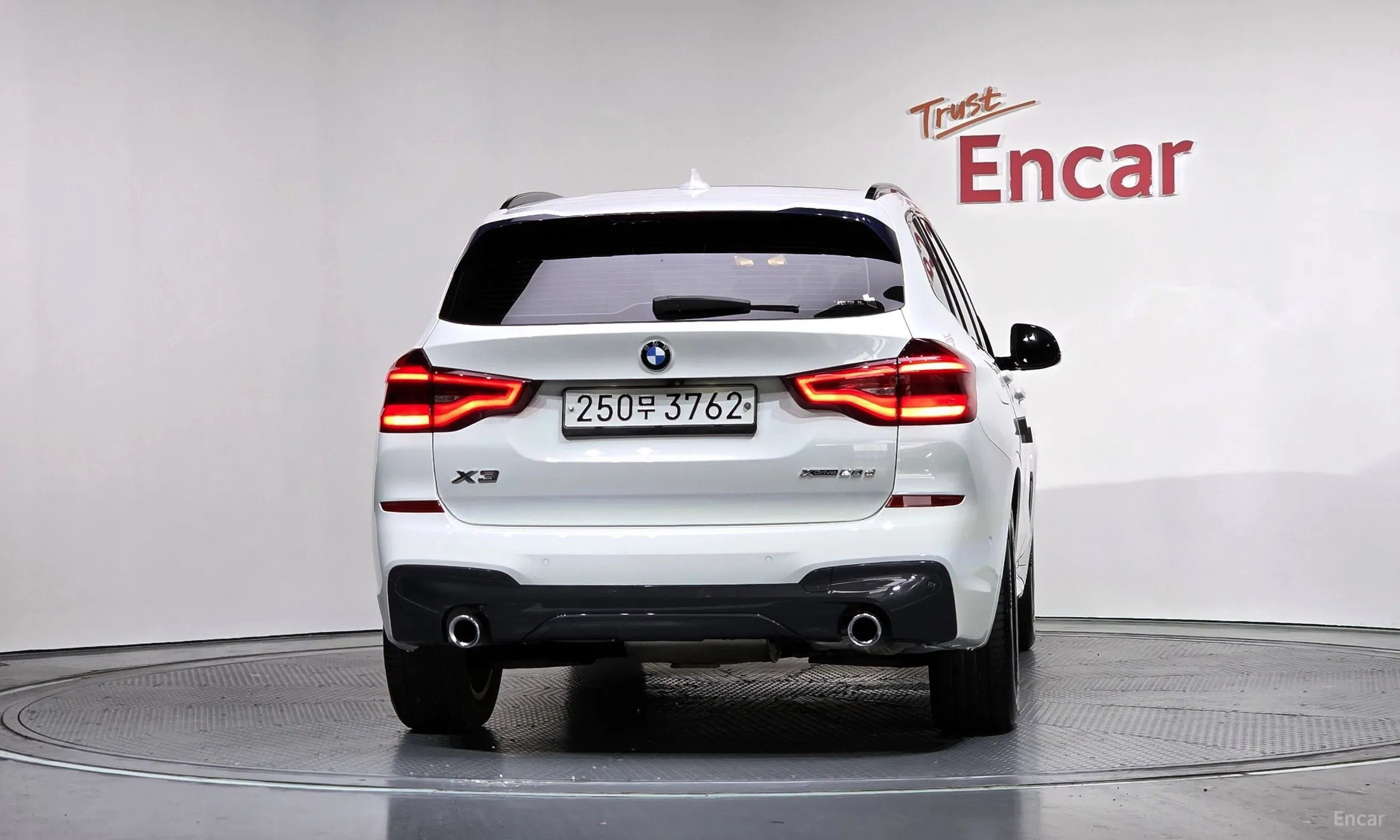 BMW X3 (G01) превью 4