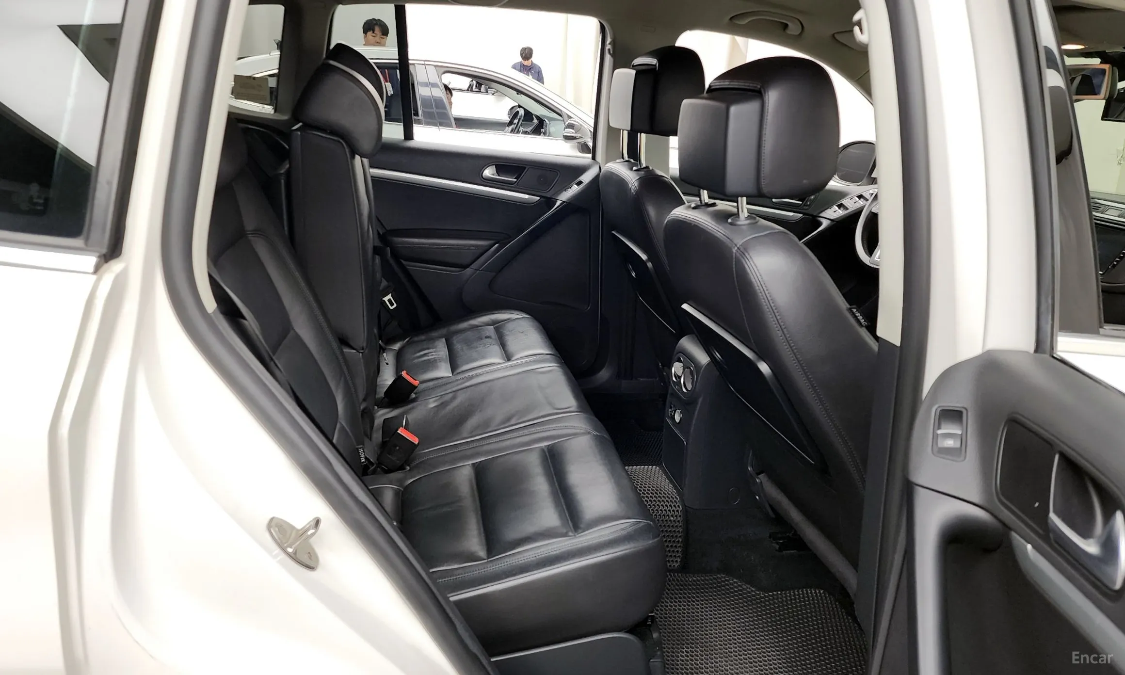 Volkswagen New Tiguan превью 12