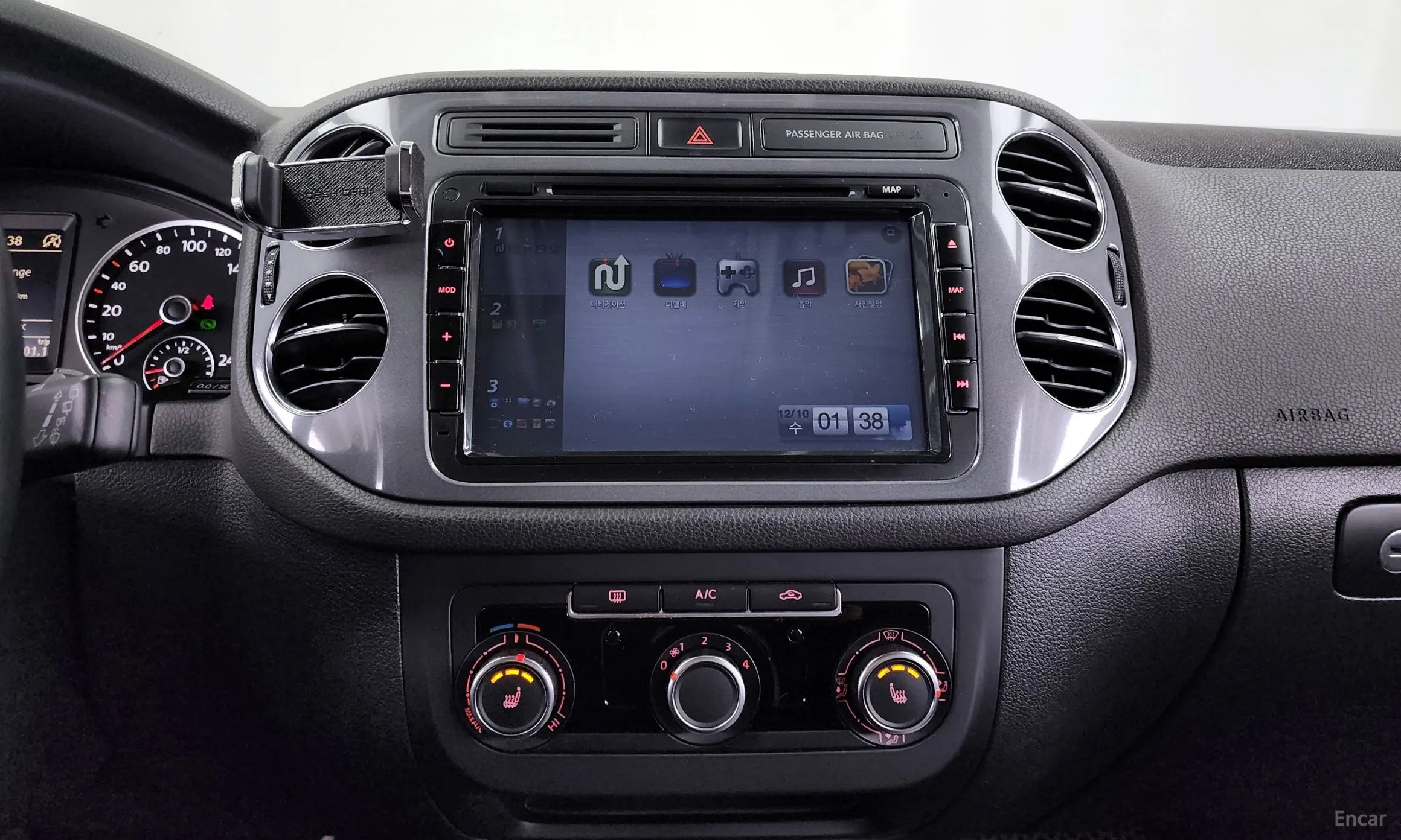 Volkswagen New Tiguan превью 14