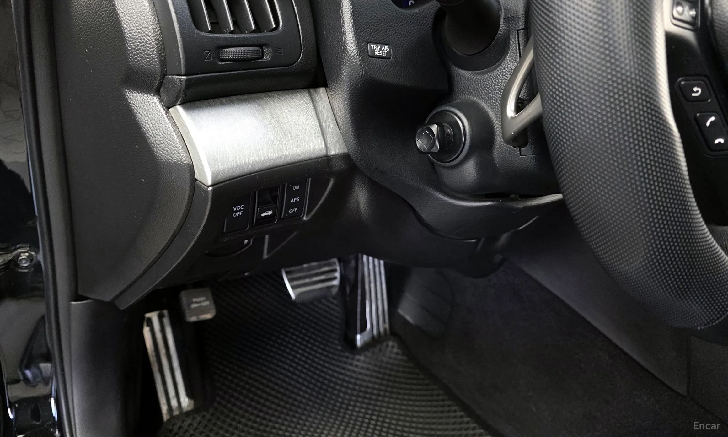 Infiniti G37 превью 18