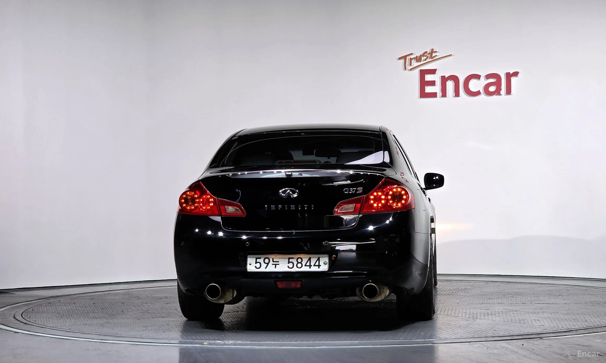 Infiniti G37 превью 4