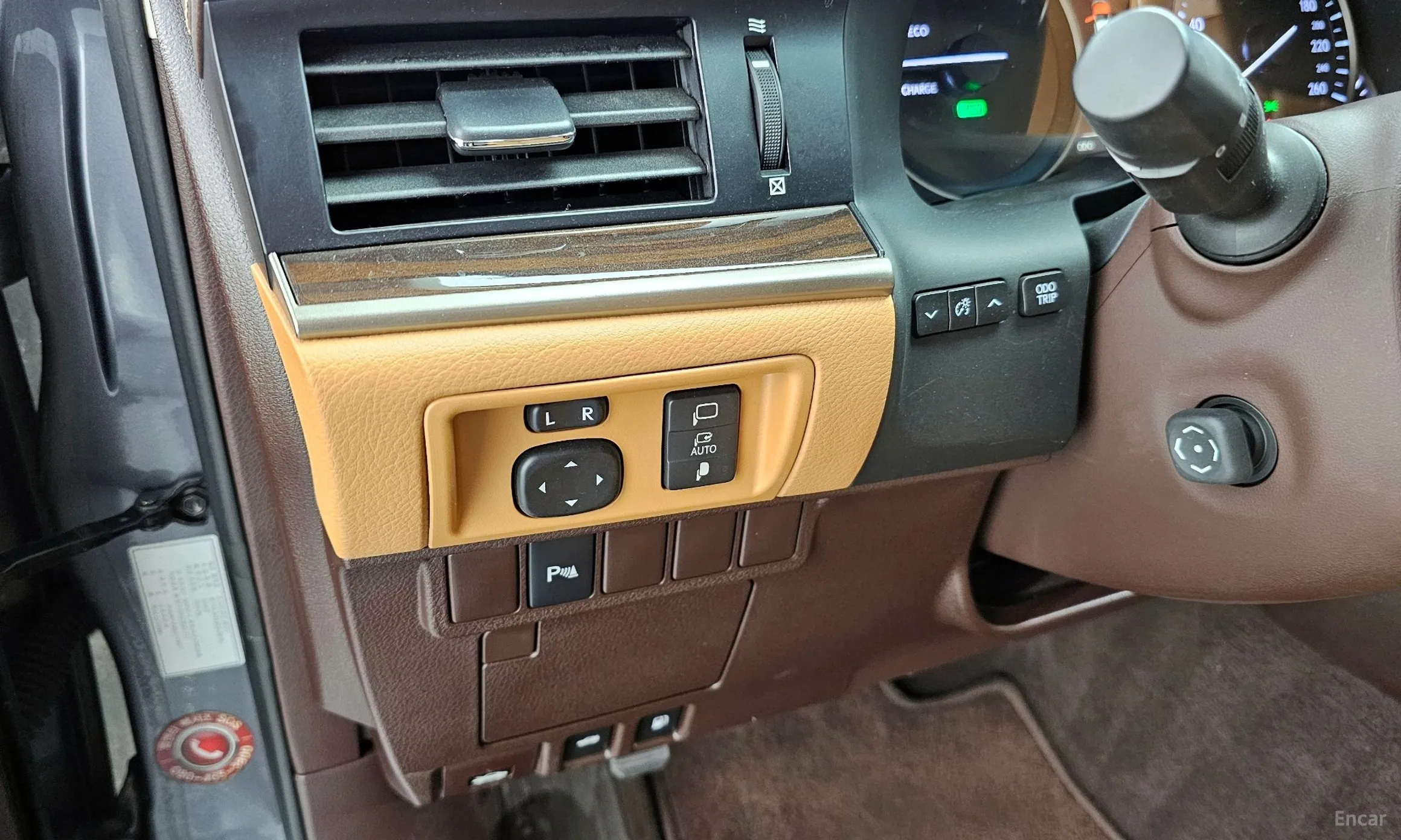 Lexus New ES300h превью 17