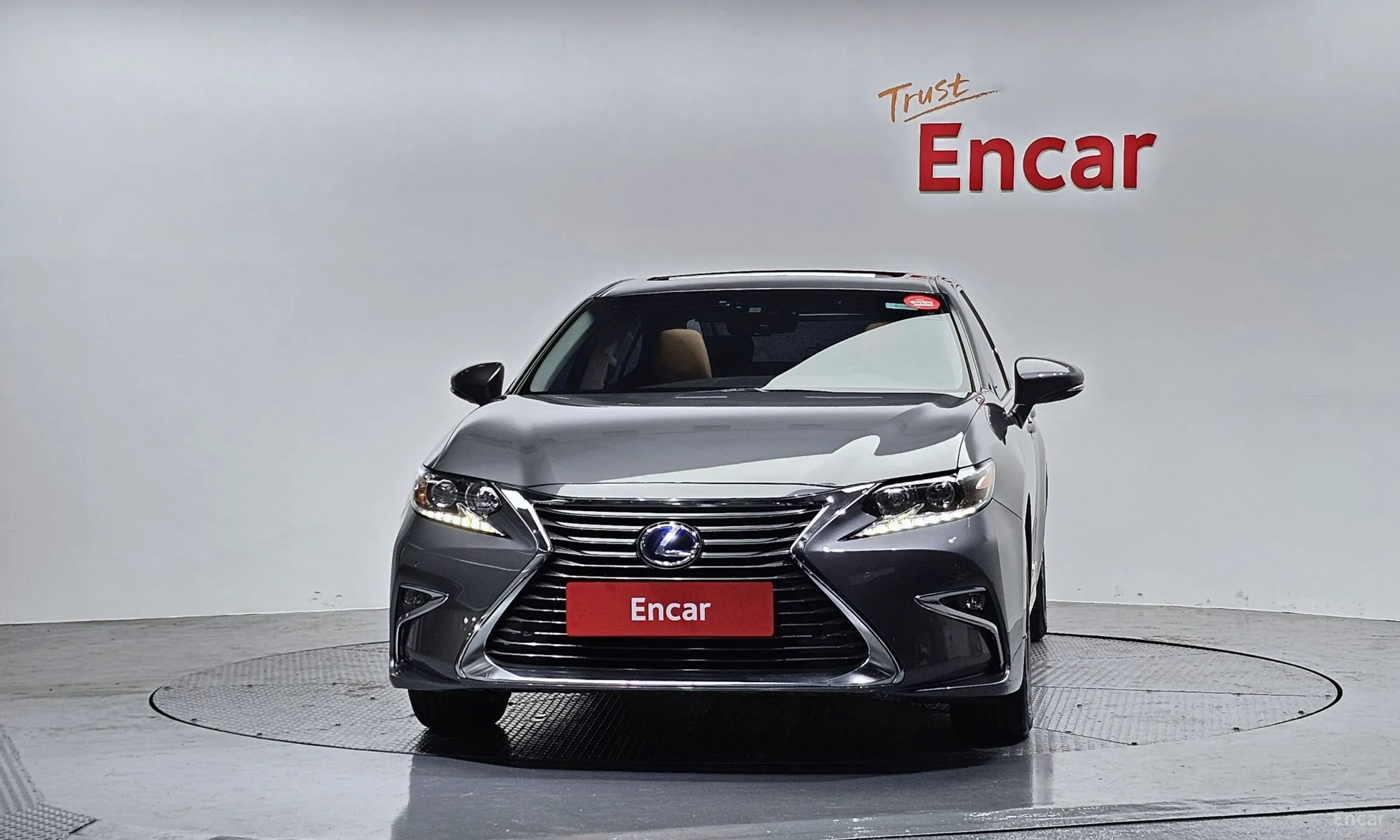 Lexus New ES300h превью 3