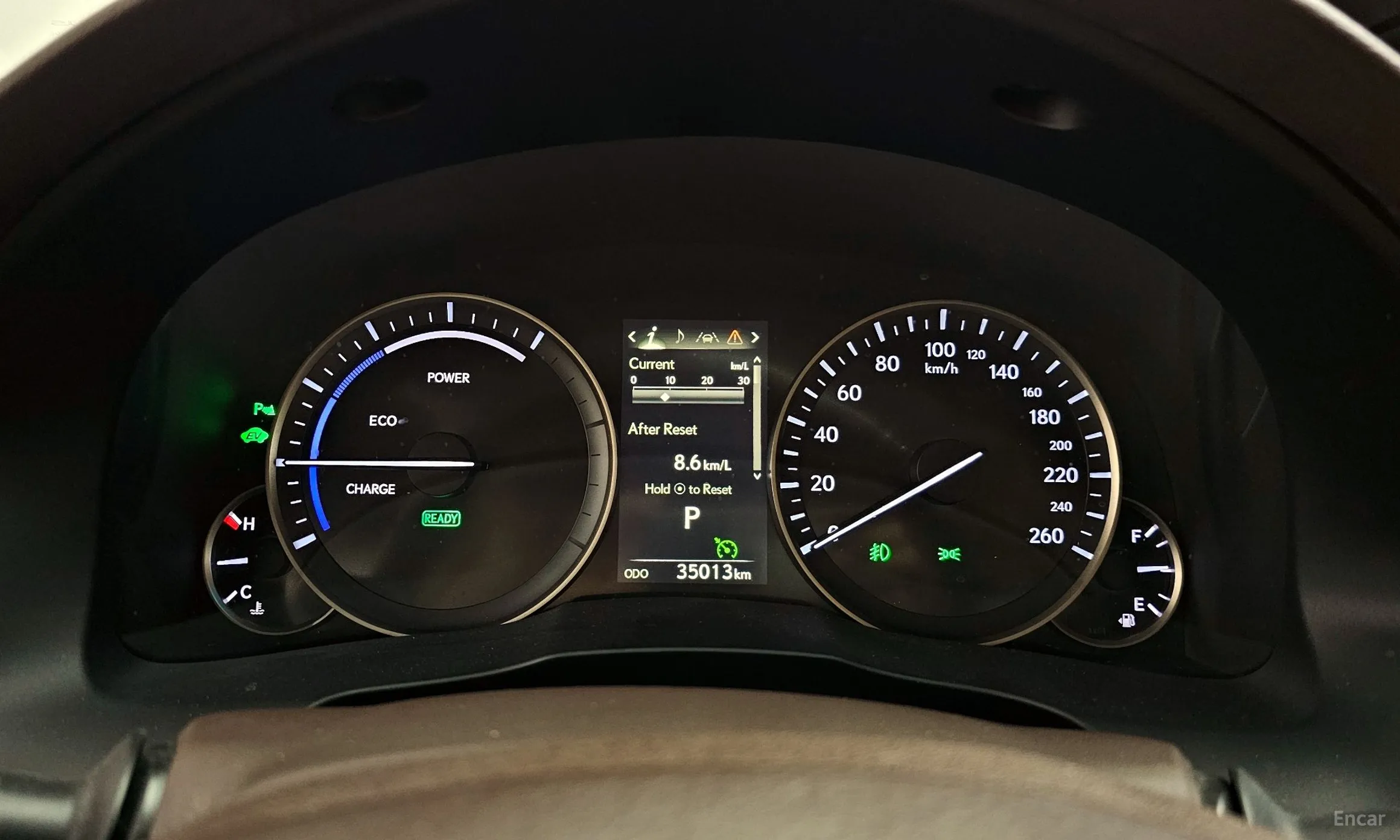 Lexus New ES300h превью 8
