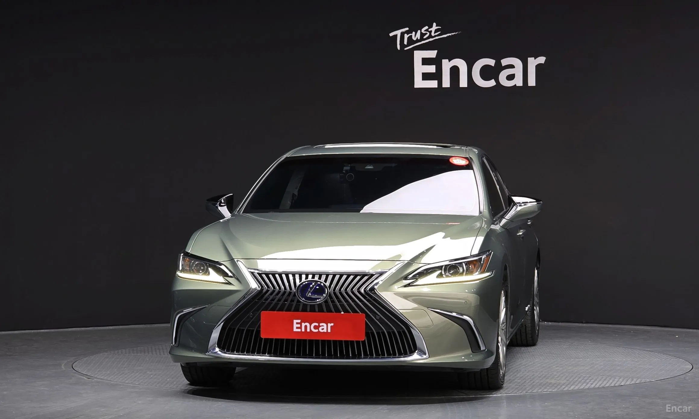 Lexus ES300h 7th Generation превью 3