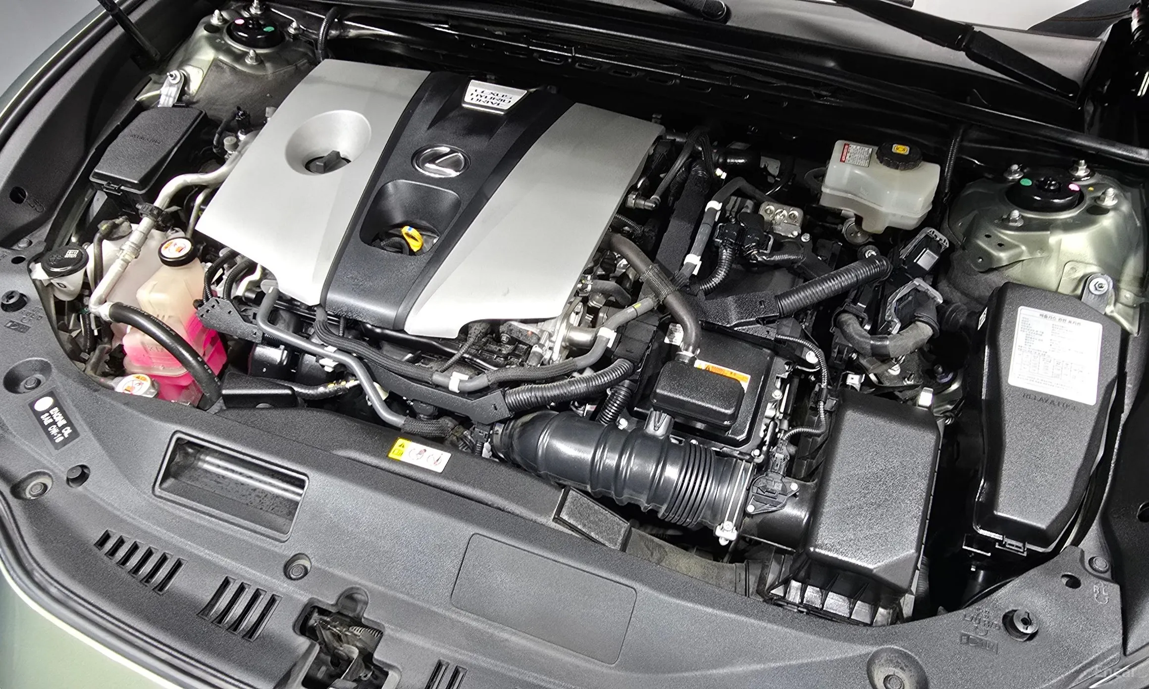 Lexus ES300h 7th Generation превью 6
