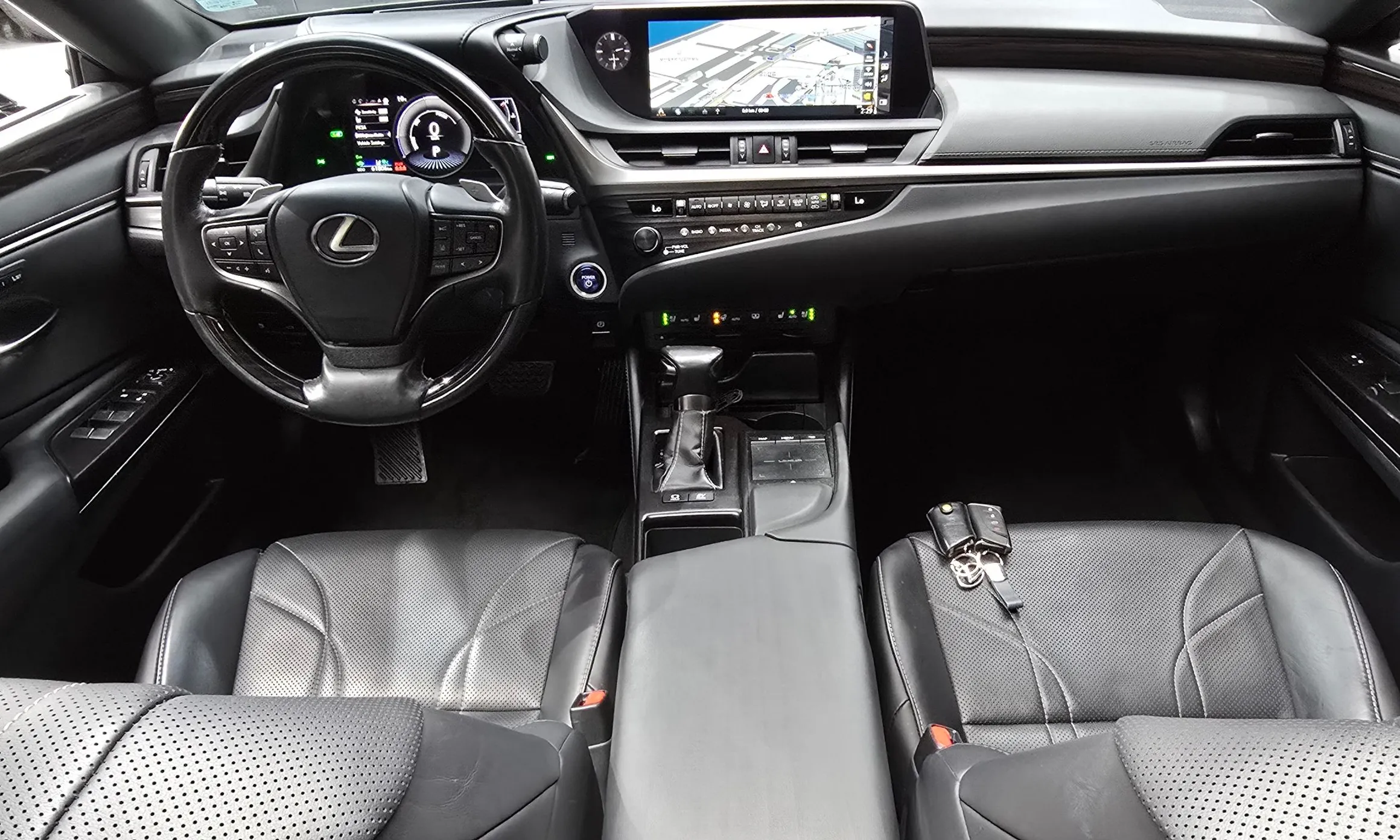 Lexus ES300h 7th Generation превью 7