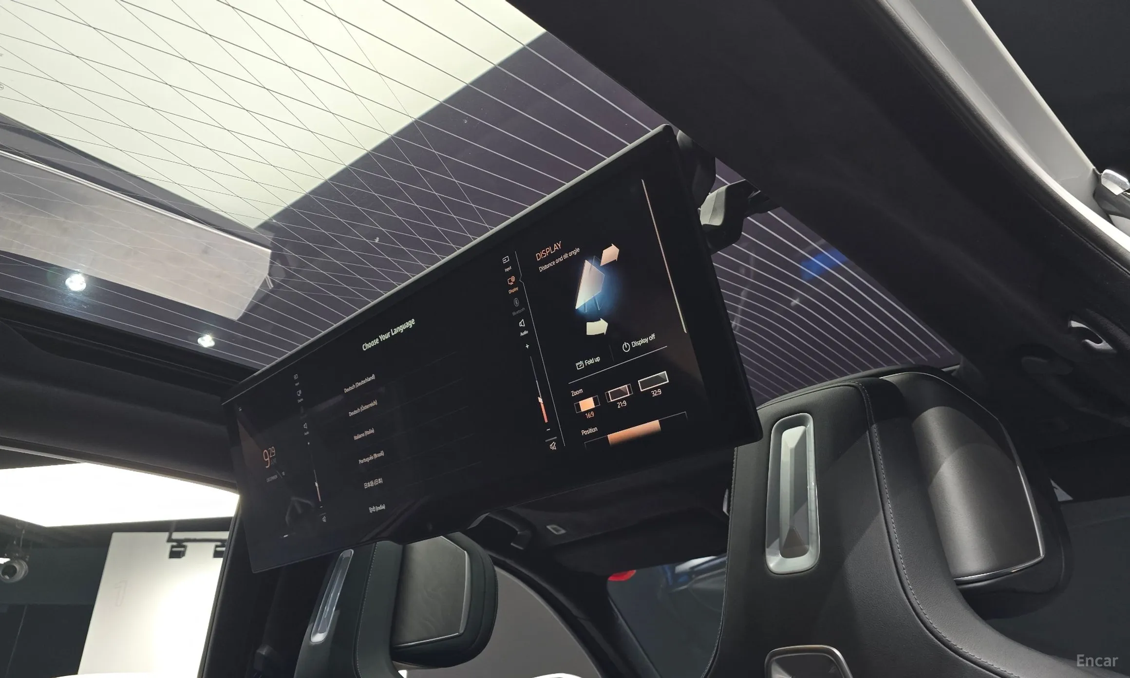BMW 7 Series (G70) превью 18