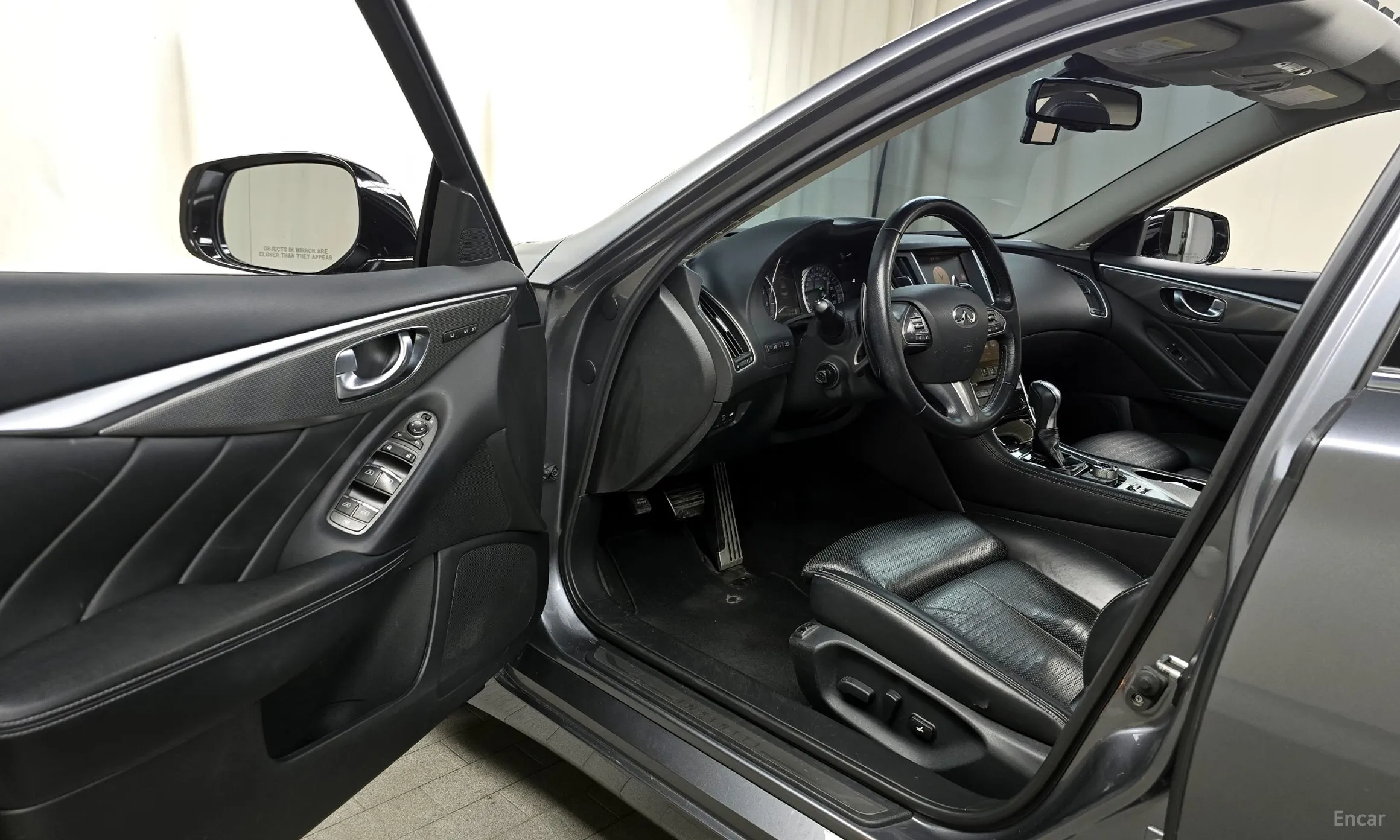 Infiniti Q50 превью 11