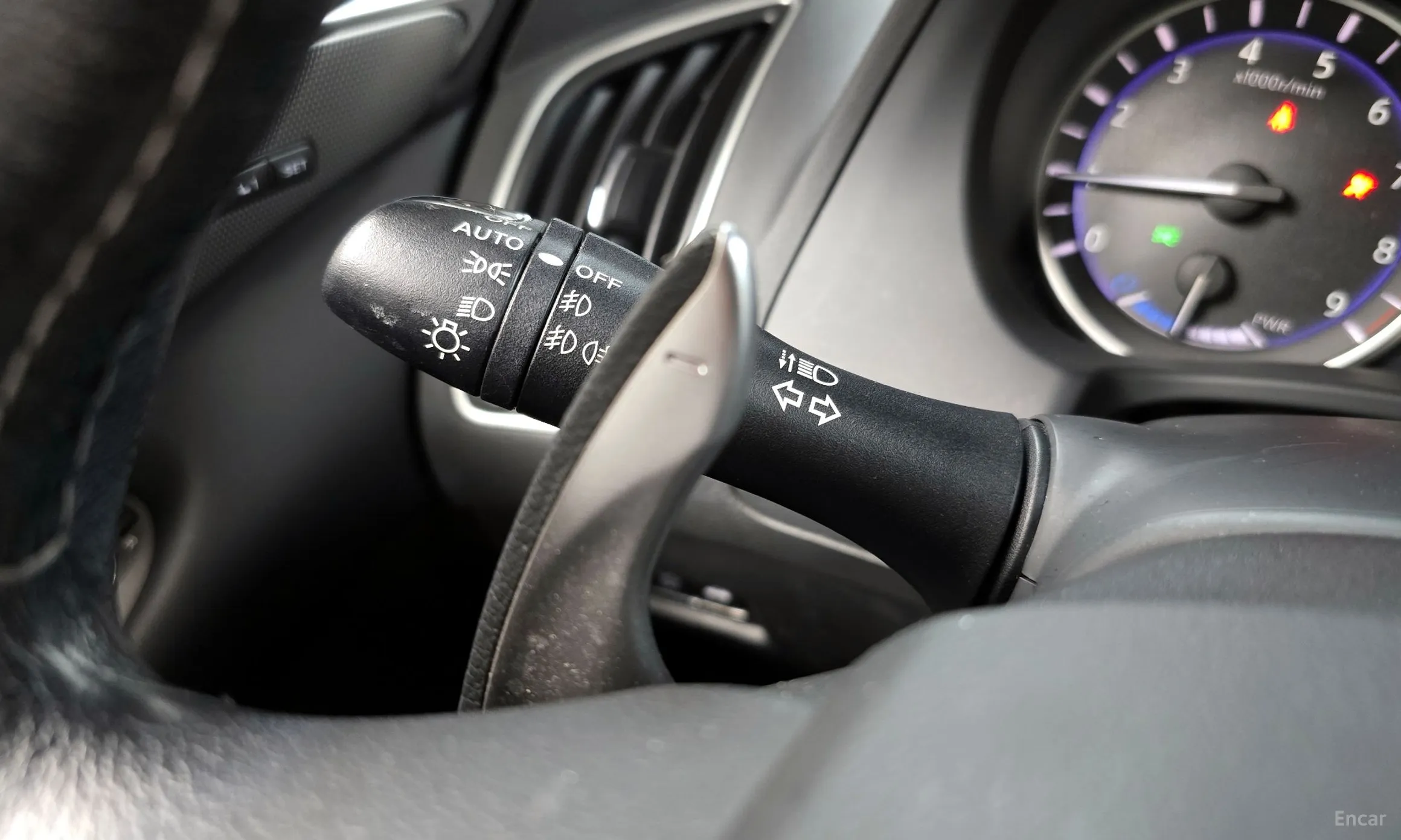 Infiniti Q50 превью 19