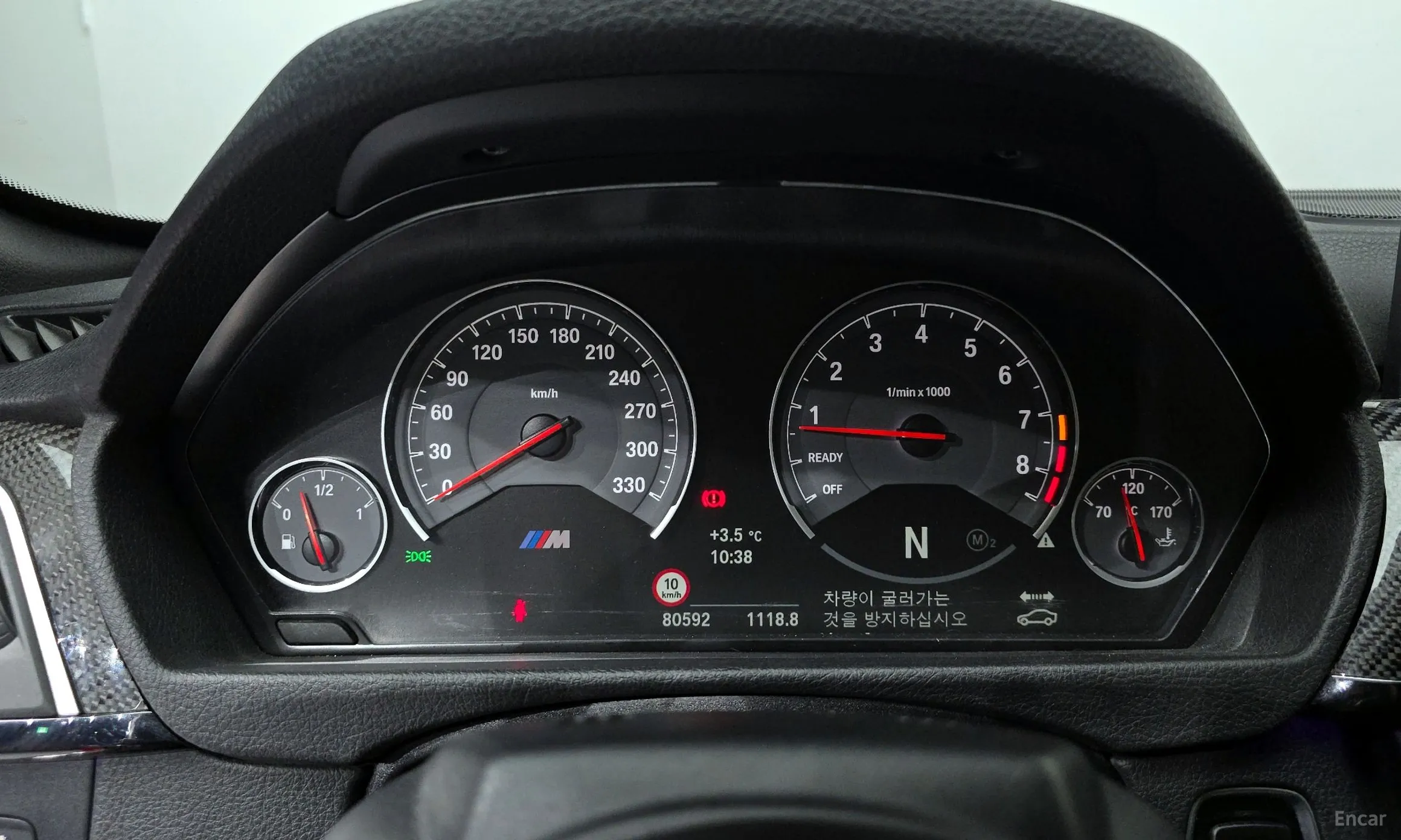 BMW M4 (F82) превью 8