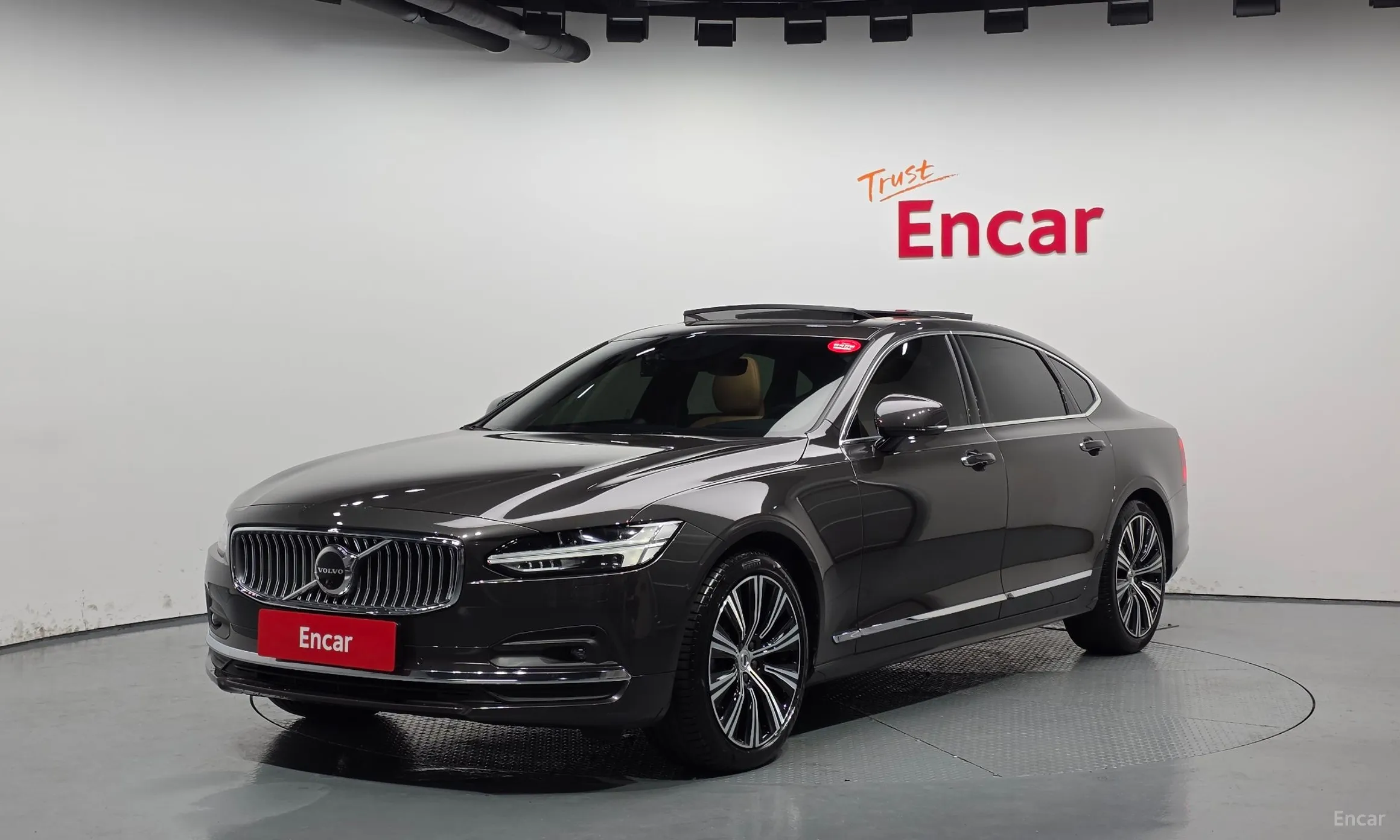 S90