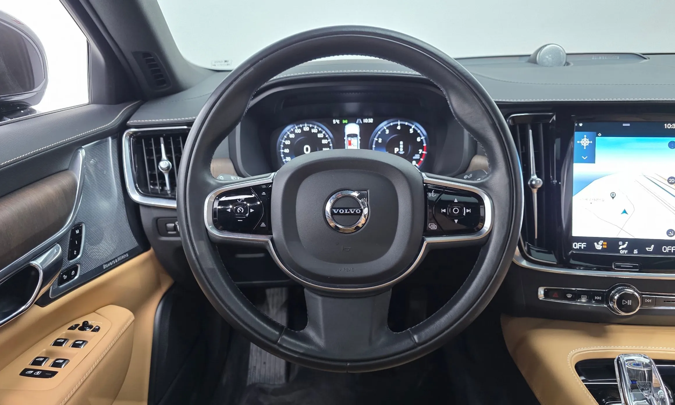 Volvo S90 превью 13