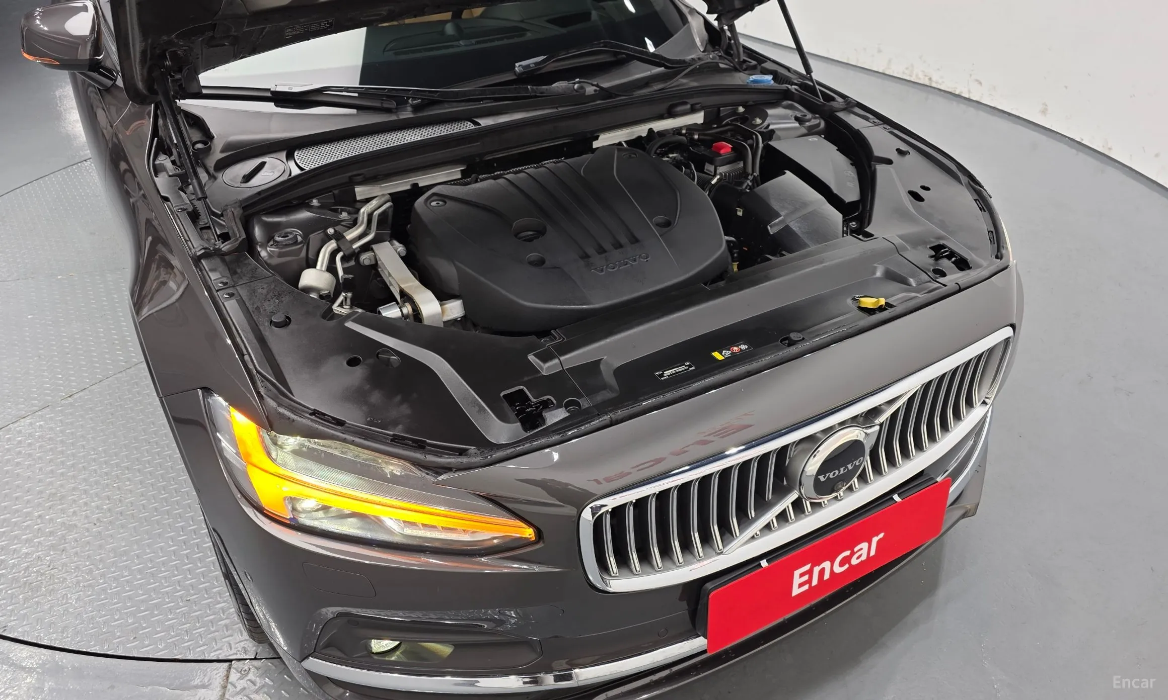 Volvo S90 превью 6
