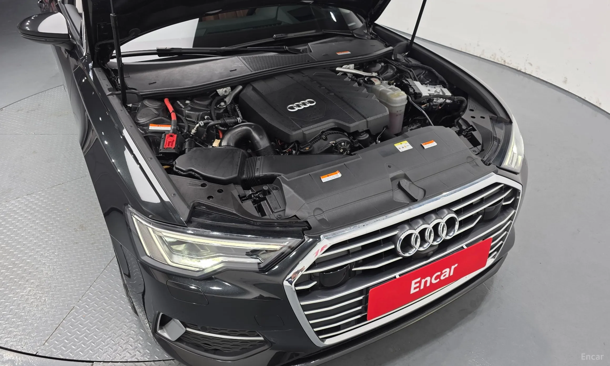 Audi A6 (C8) превью 6