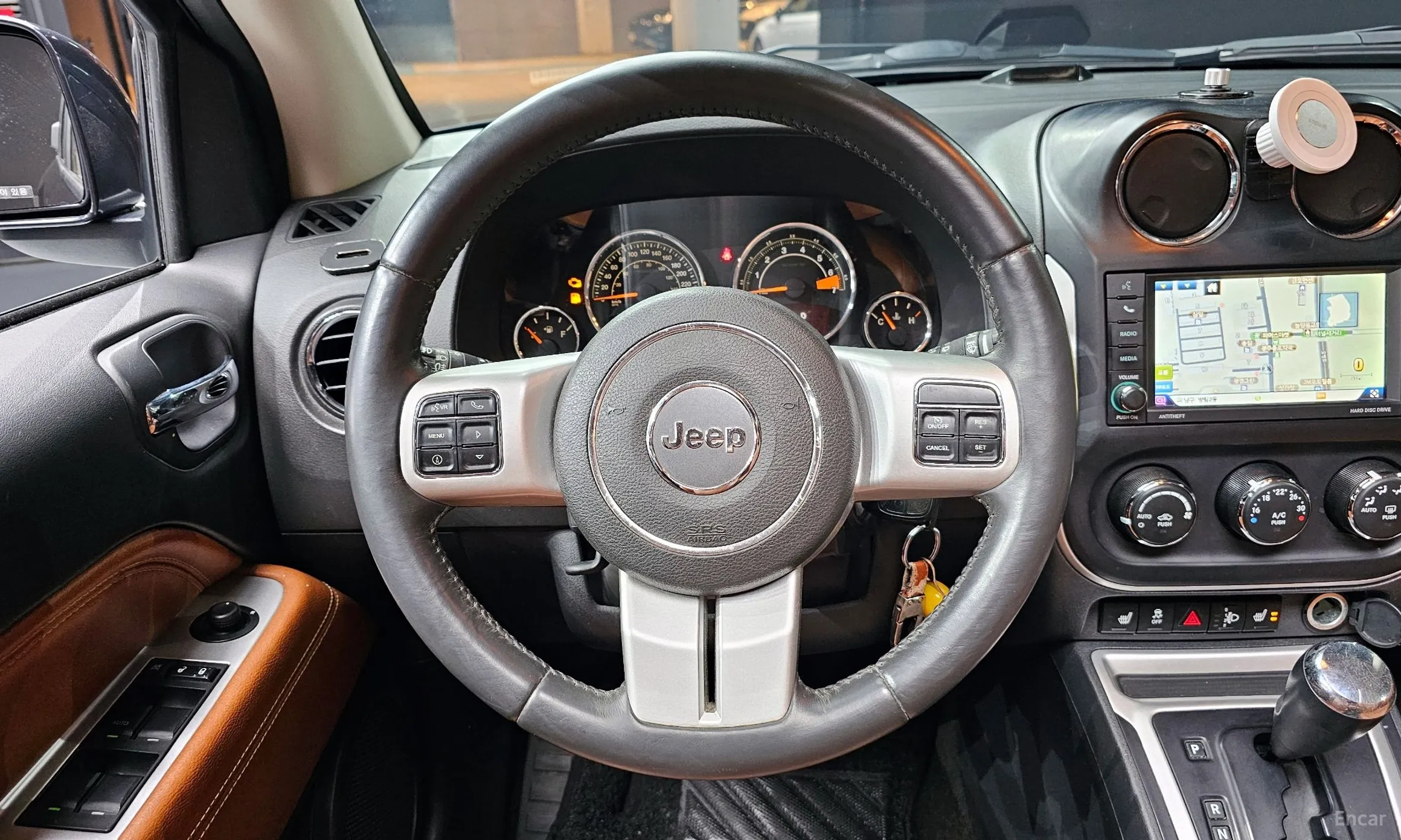 Jeep Compass превью 13