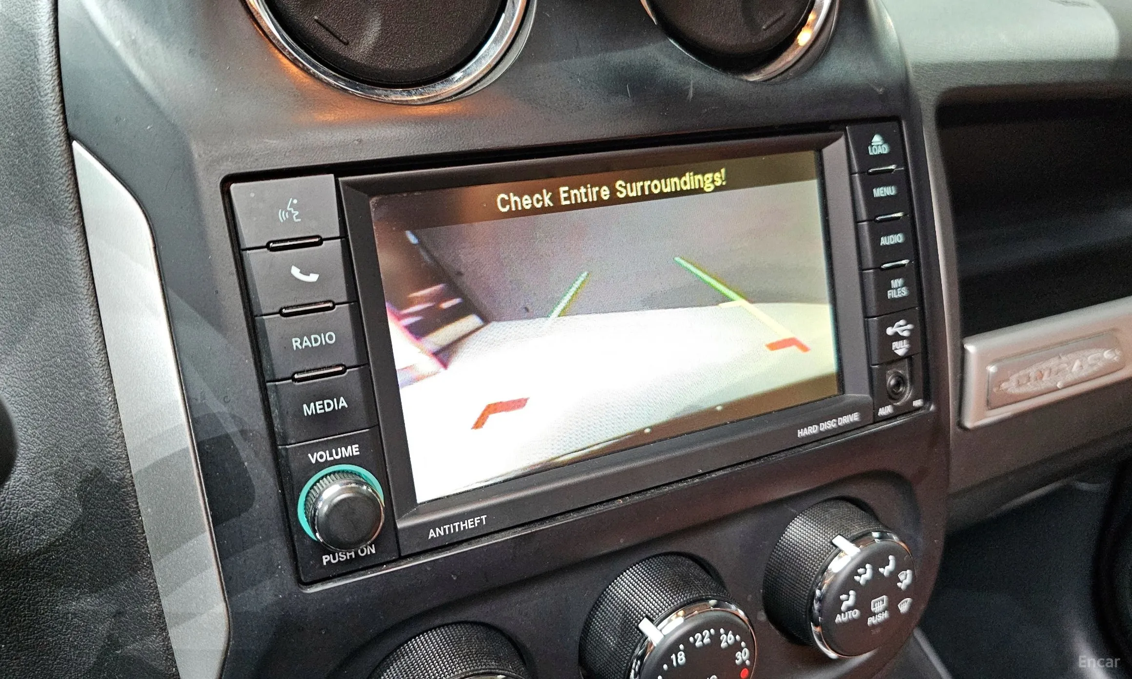 Jeep Compass превью 14