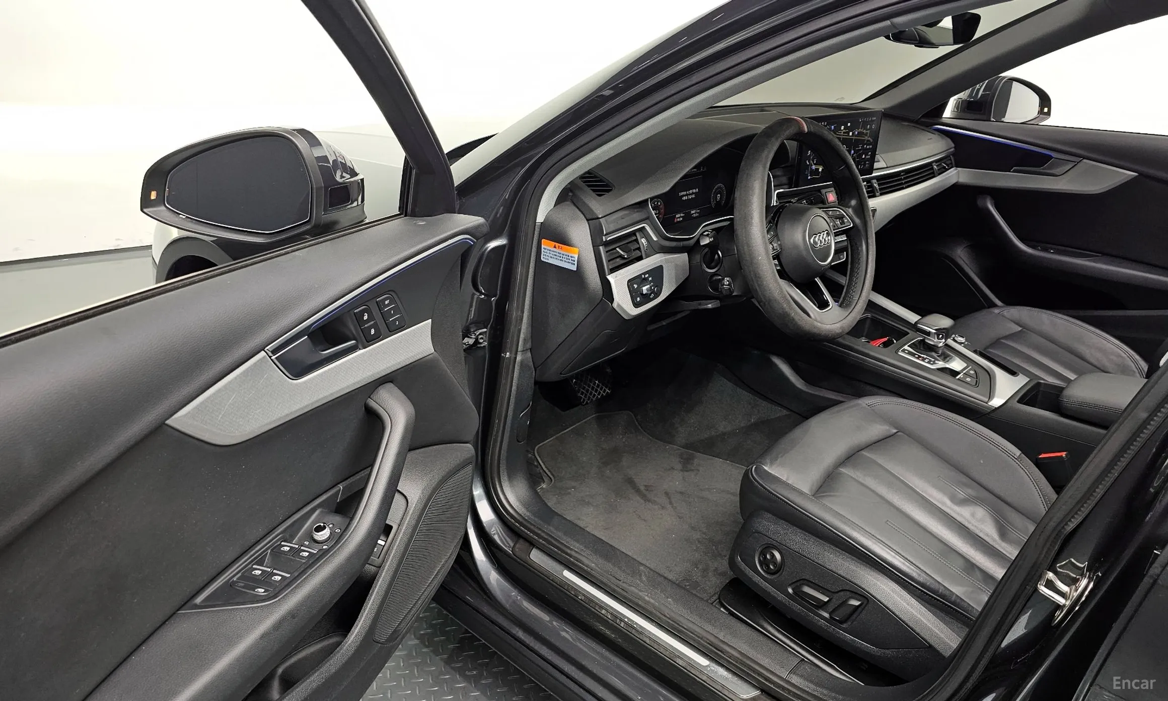 Audi A4 (B9) превью 11