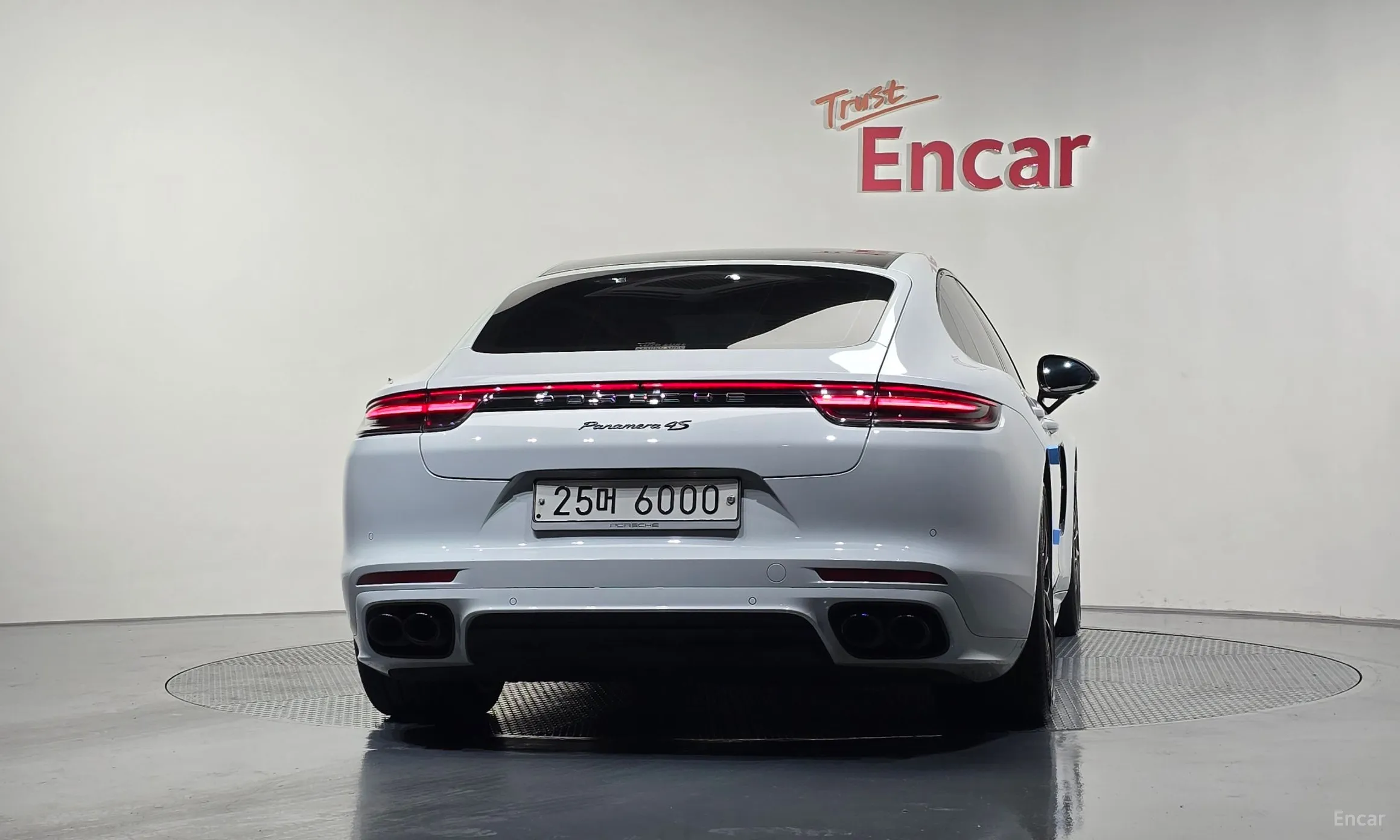 Porsche Panamera (971) превью 4