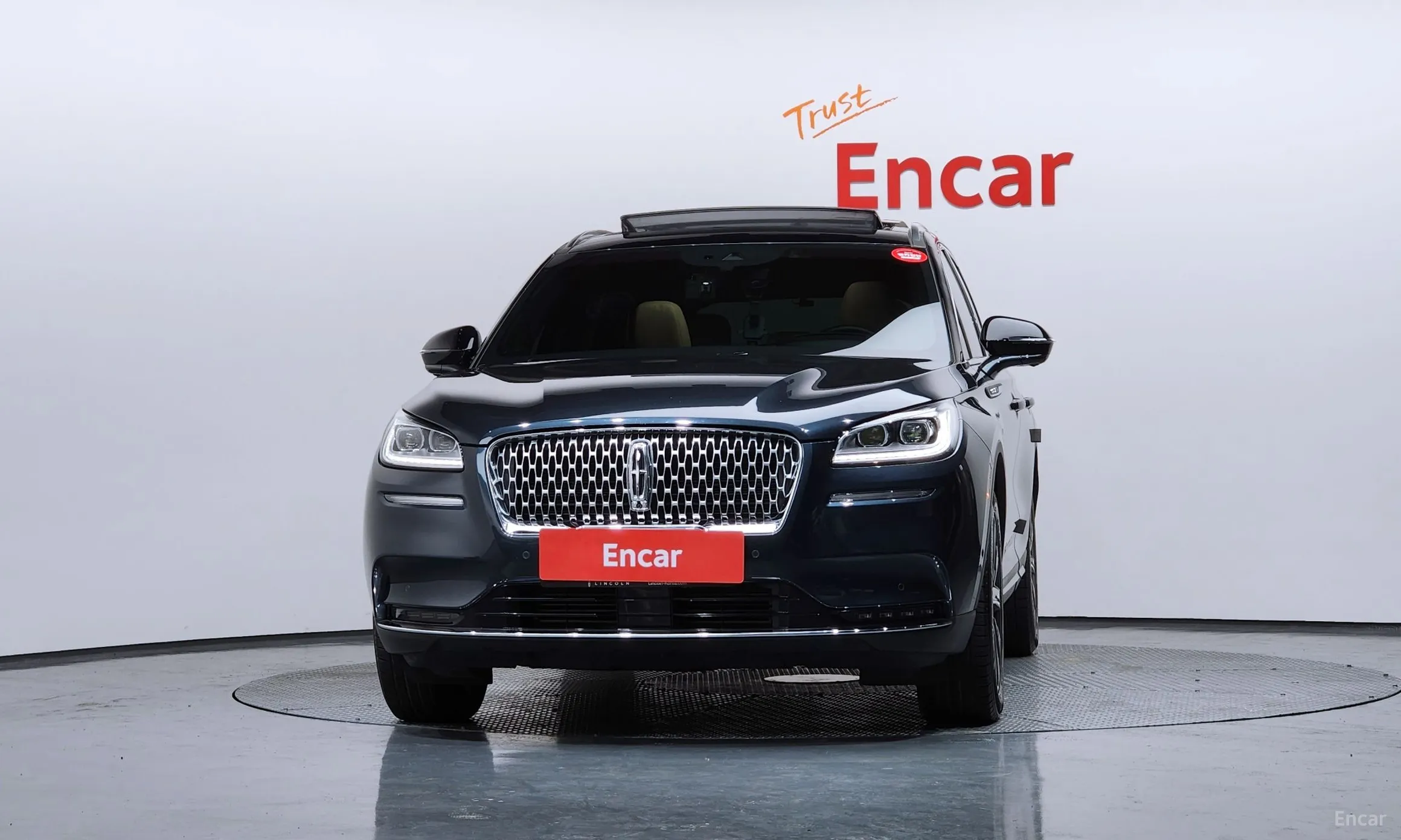 Lincoln Corsair превью 3