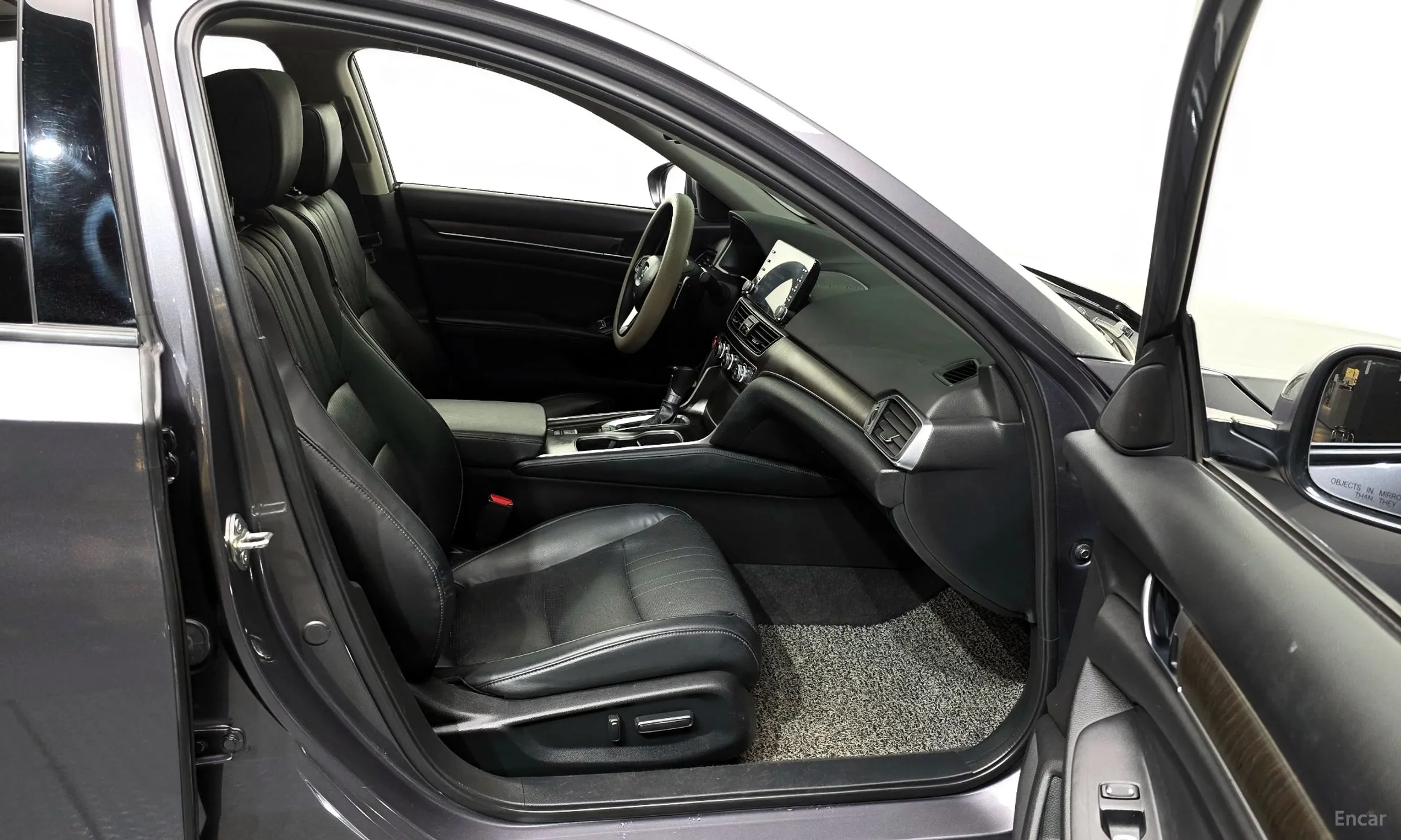 Honda Accord 10th Generation превью 11
