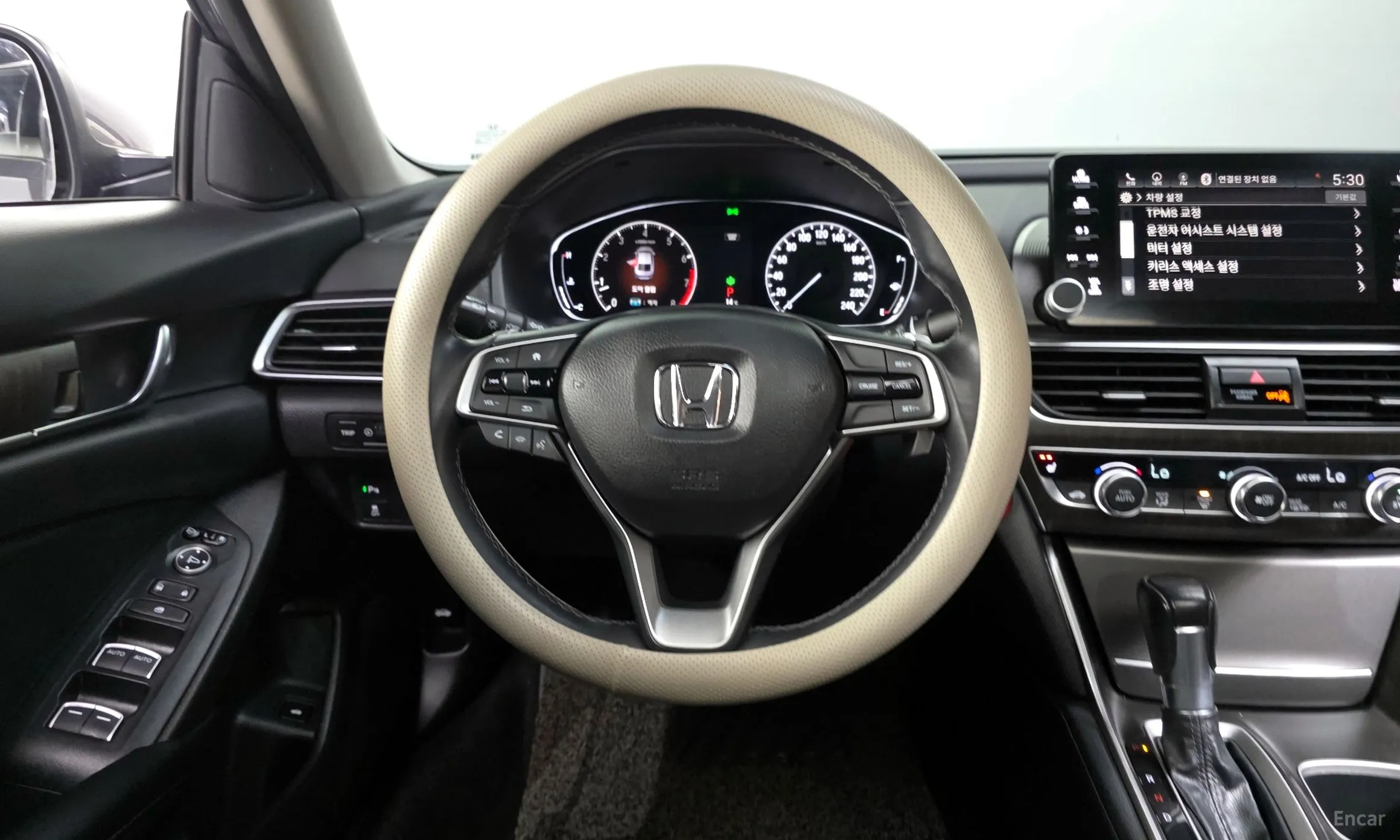 Honda Accord 10th Generation превью 13