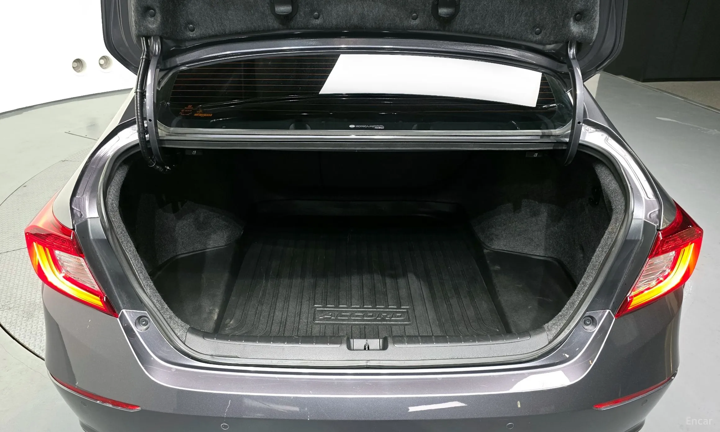 Honda Accord 10th Generation превью 20