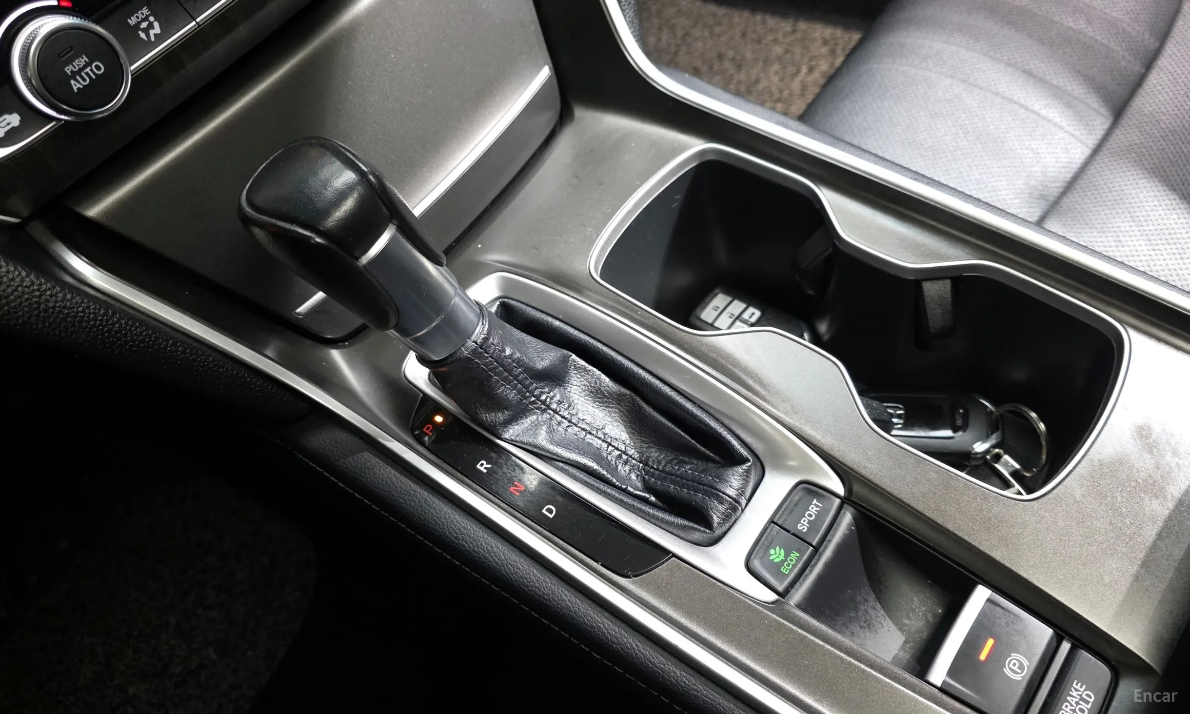 Honda Accord 10th Generation превью 9