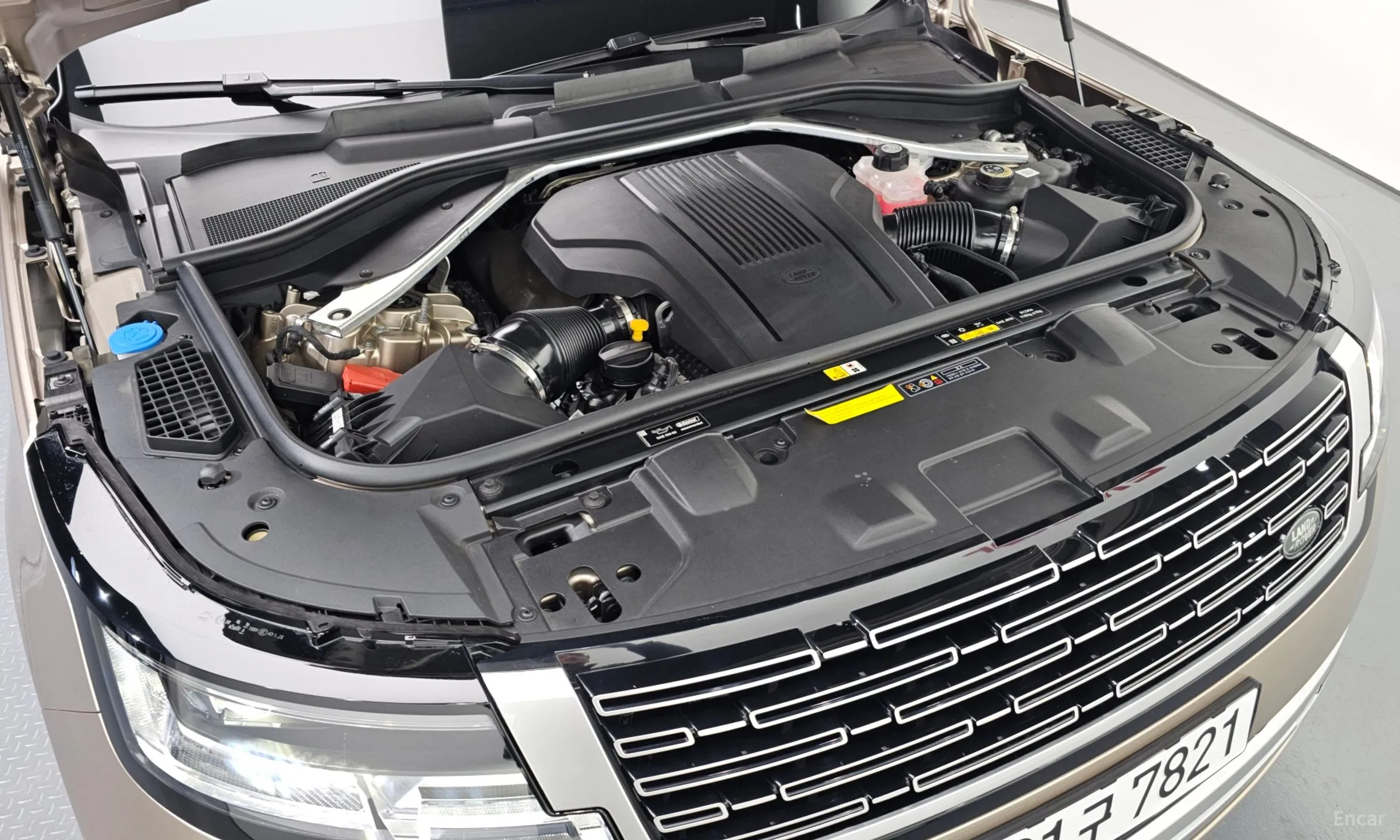 Land Rover Range Rover 5th Generation превью 10