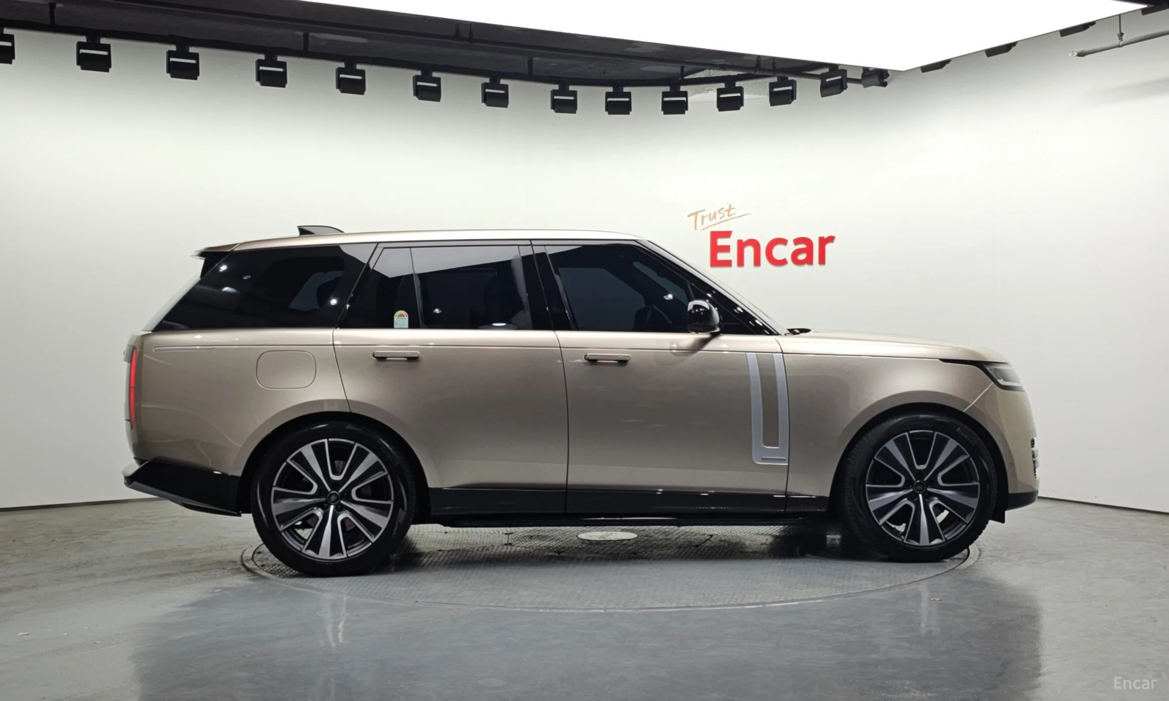 Land Rover Range Rover 5th Generation превью 6