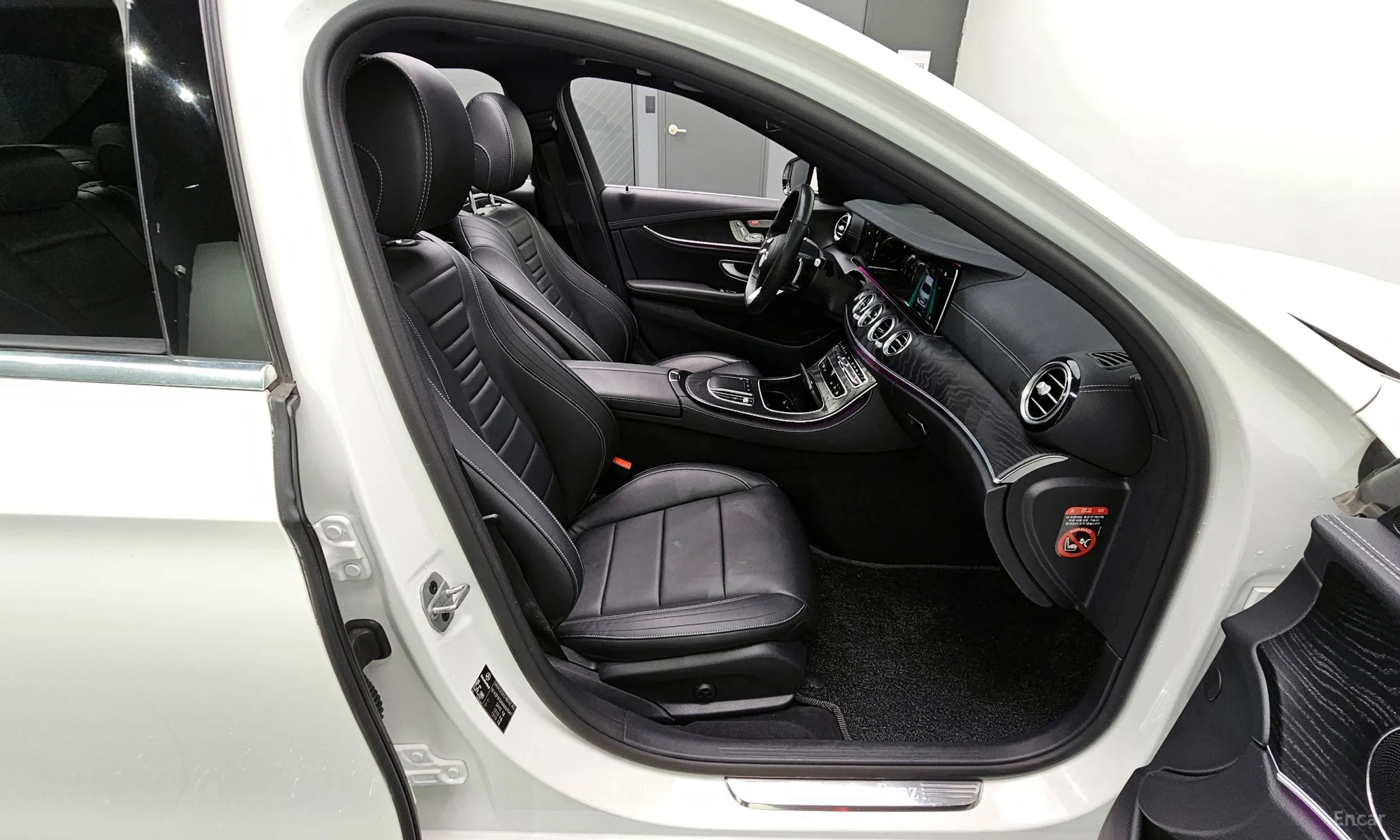 Mercedes Benz E-Class W213 превью 12
