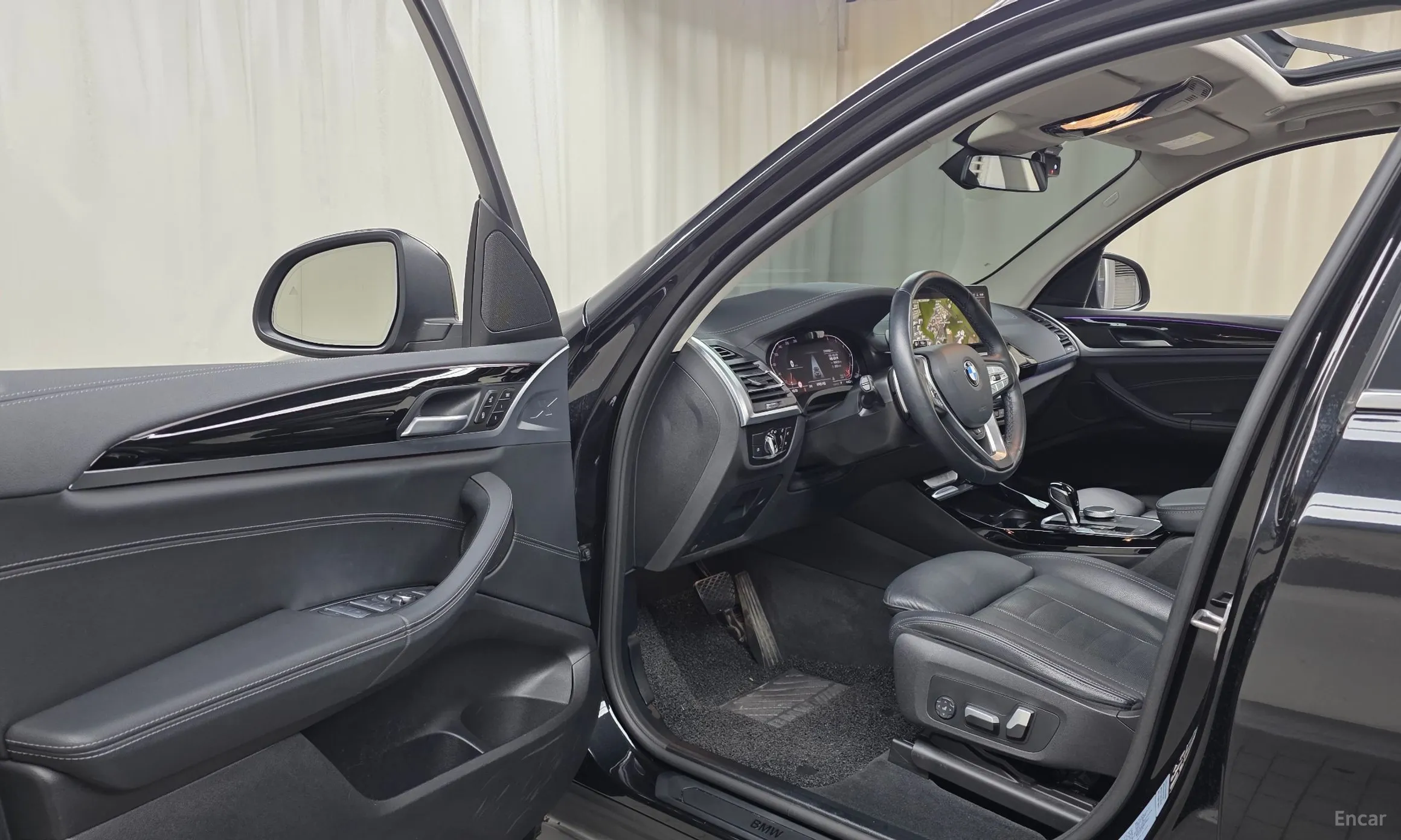 BMW X3 (G01) превью 10