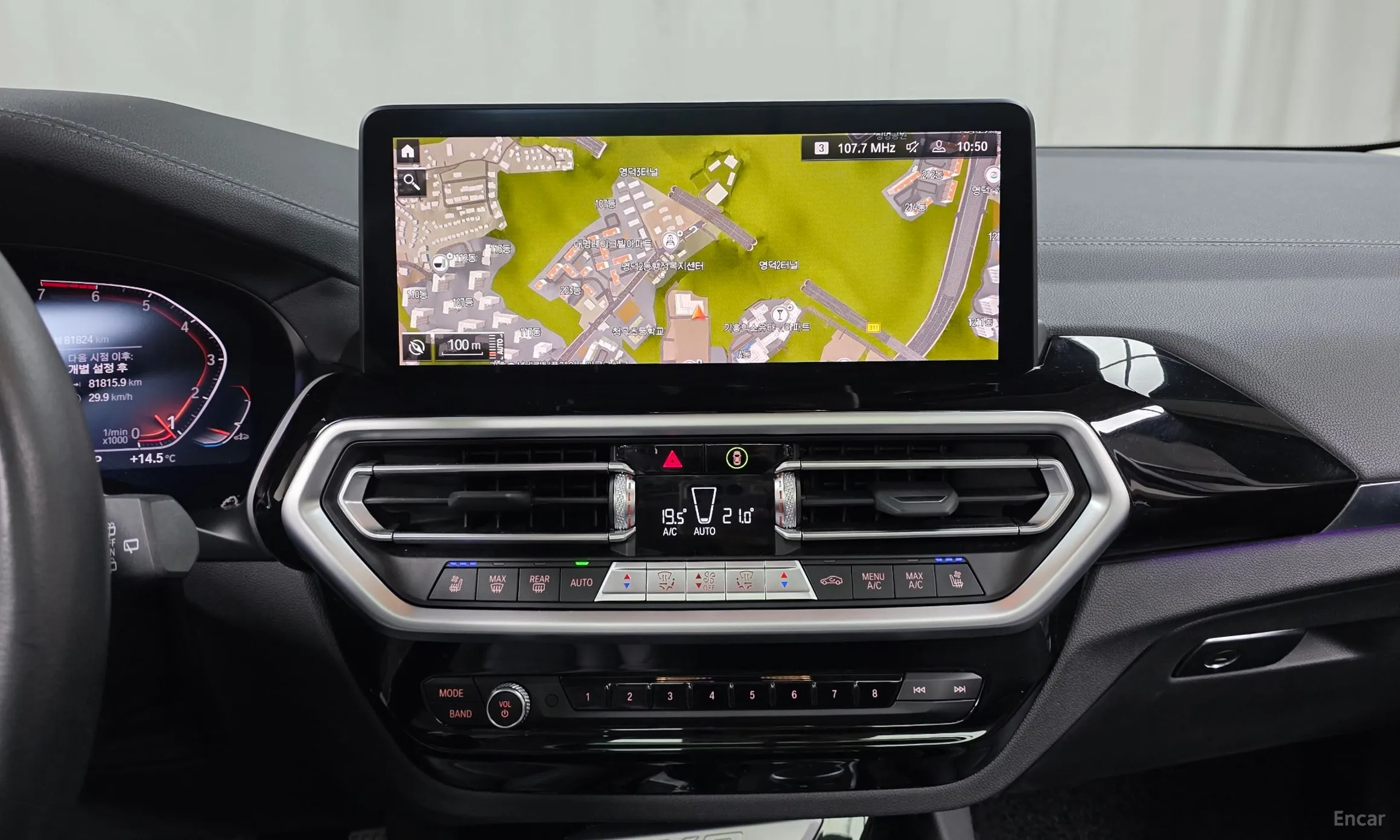 BMW X3 (G01) превью 14