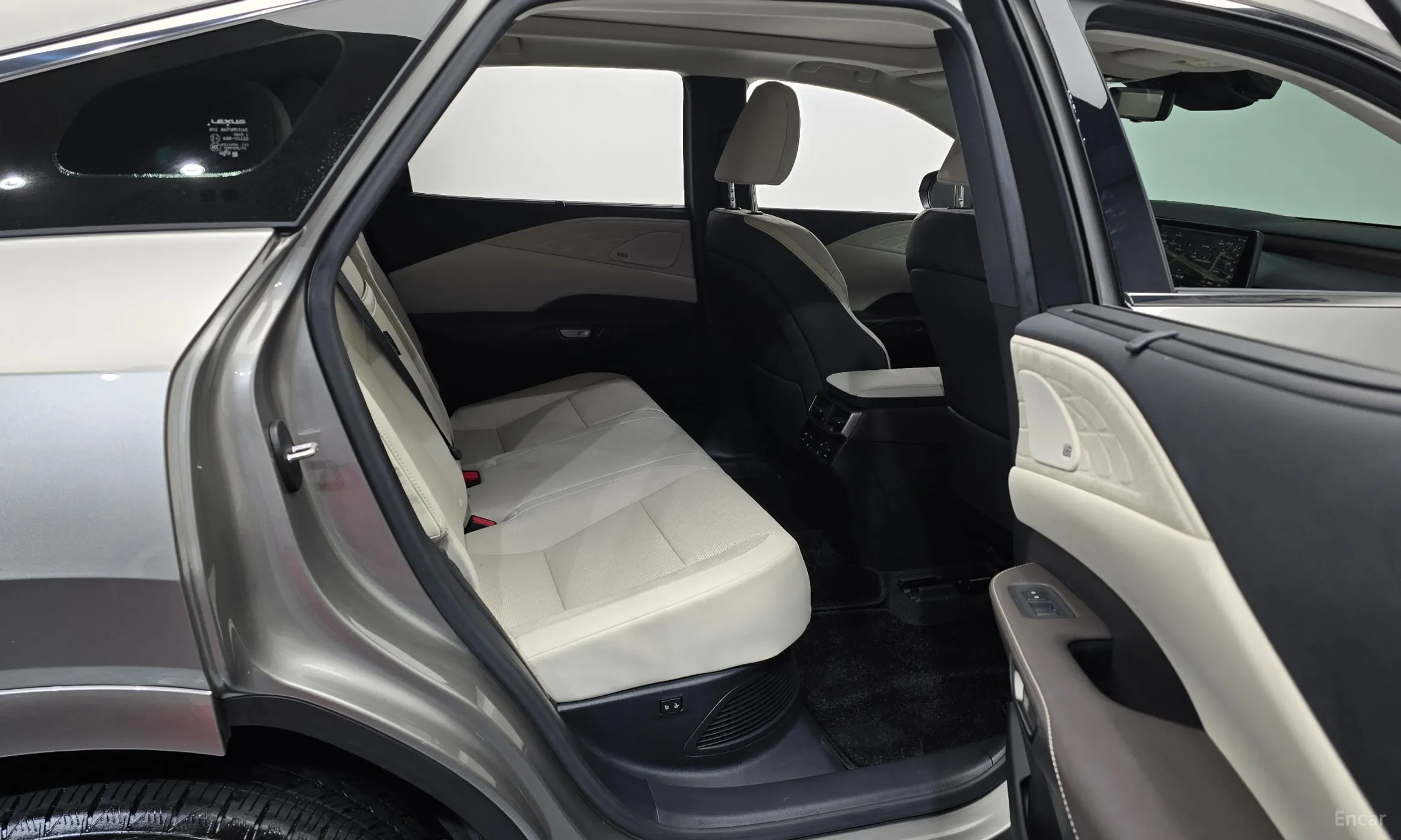 Lexus RX350h 5th Generation превью 12