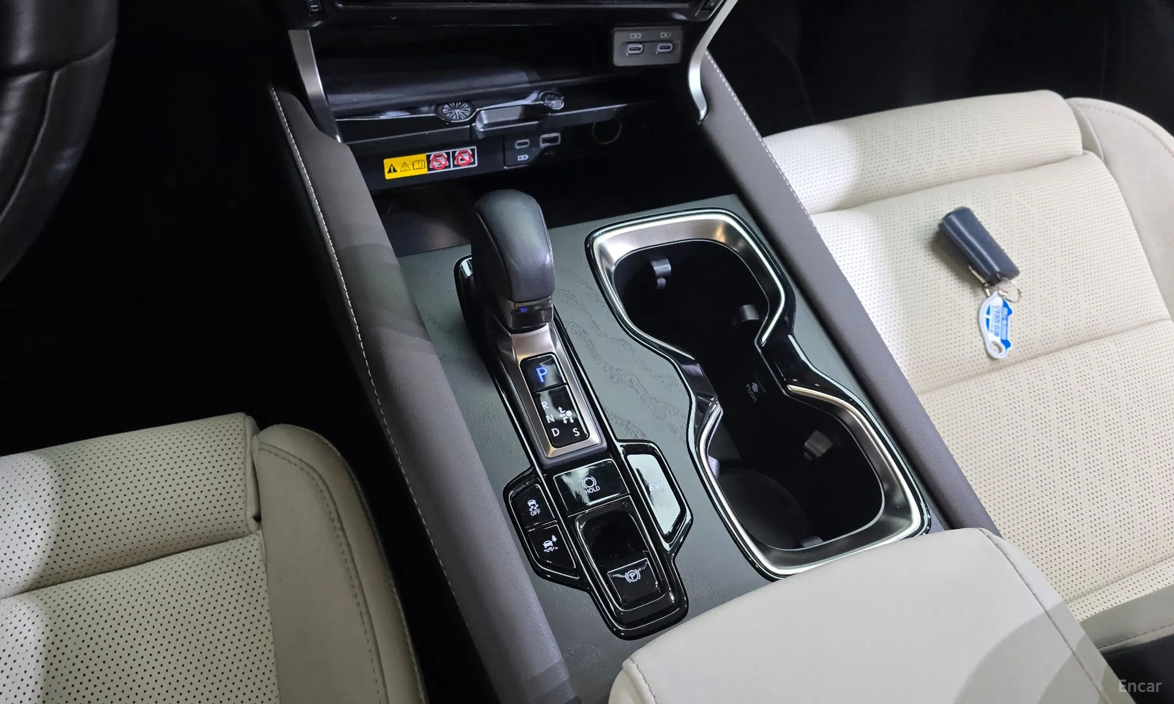 Lexus RX350h 5th Generation превью 9