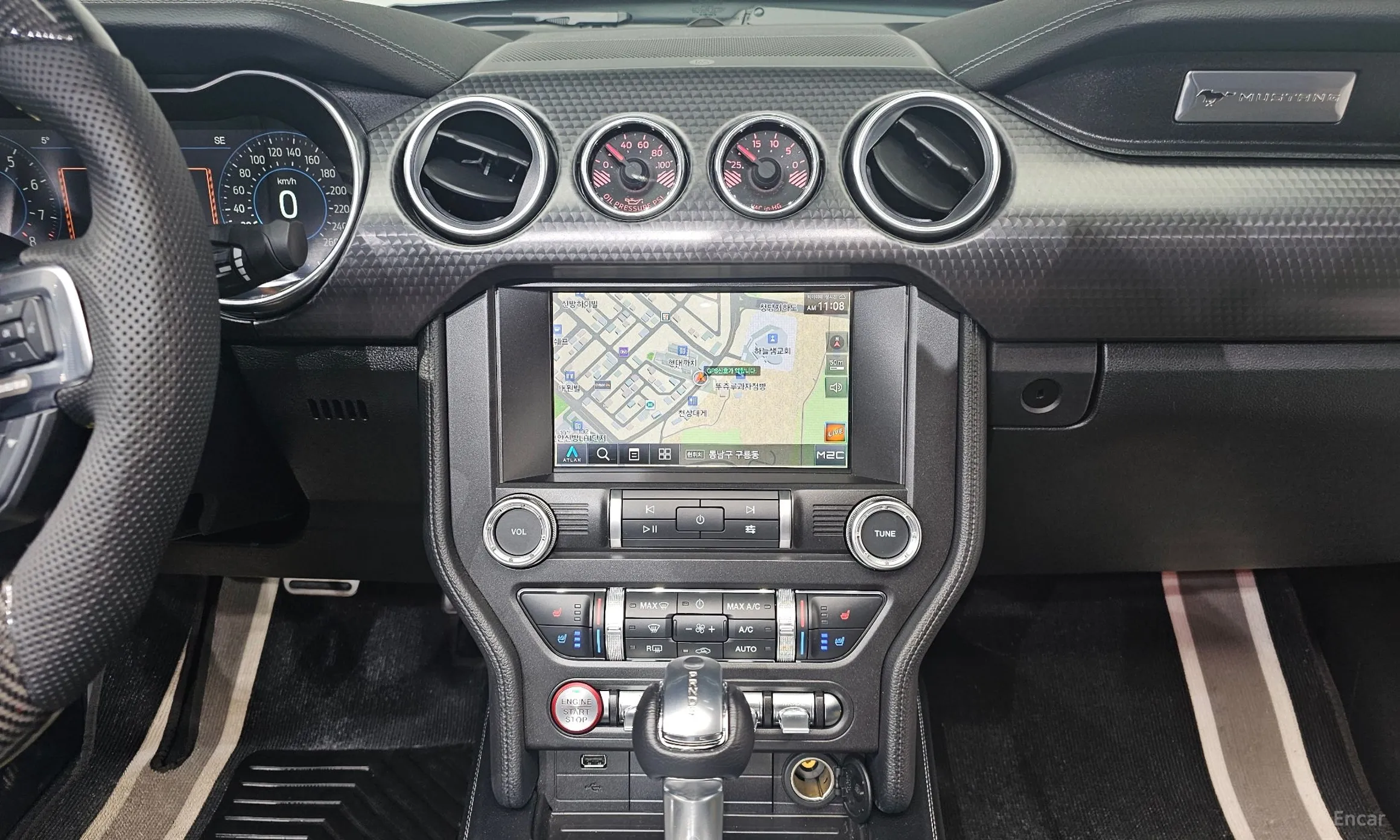 Ford Mustang превью 15